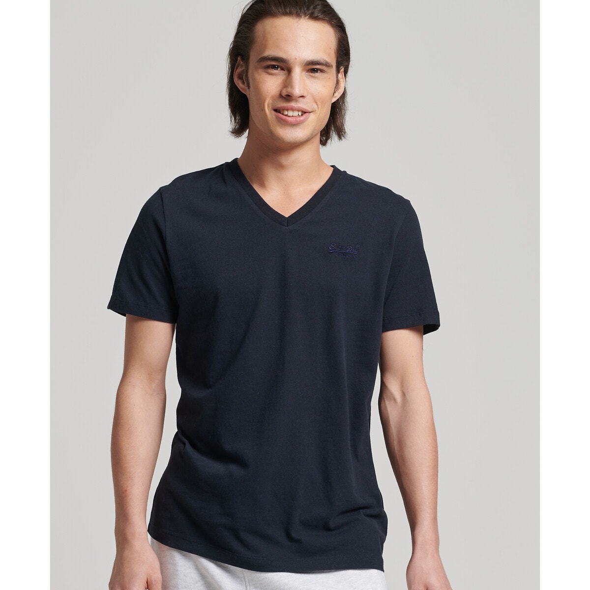 T-shirt col V Vintage Logo bleu marine, SUPERDRY