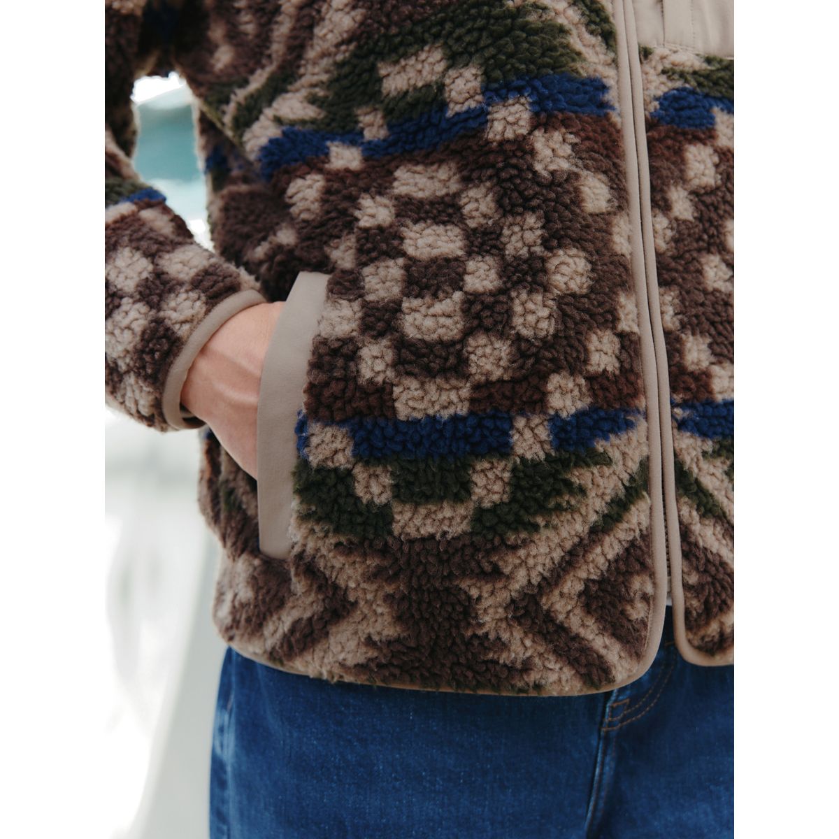 Polaire imprimée avec fermeture à zip marron/beige géométrique, NEXT