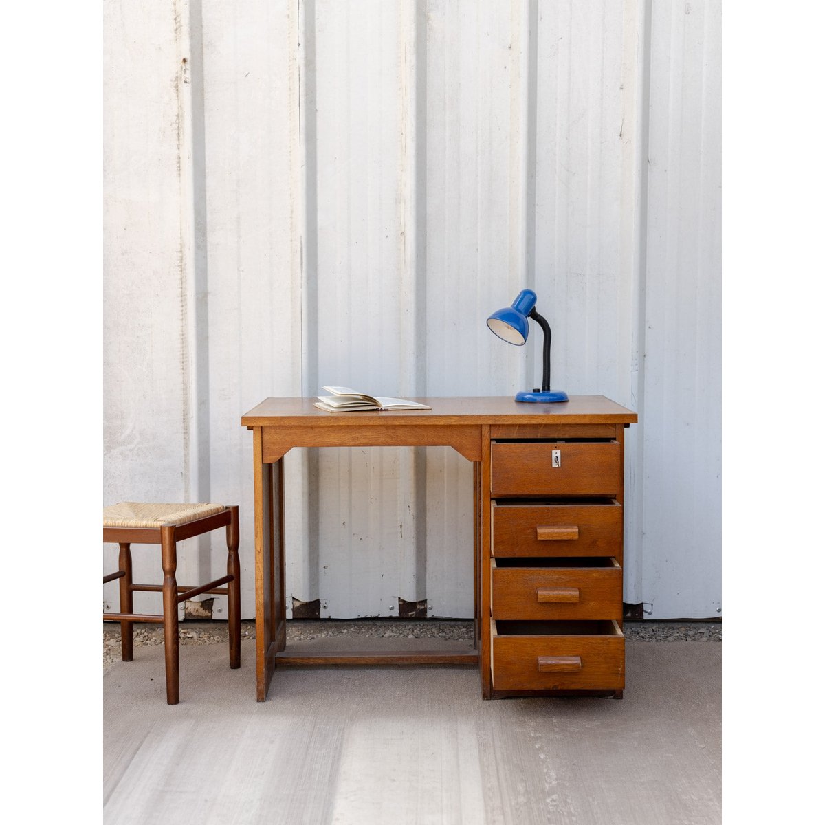 Bureau en chêne Yvan N°550 - Bon état bois clair, DEBONGOUT