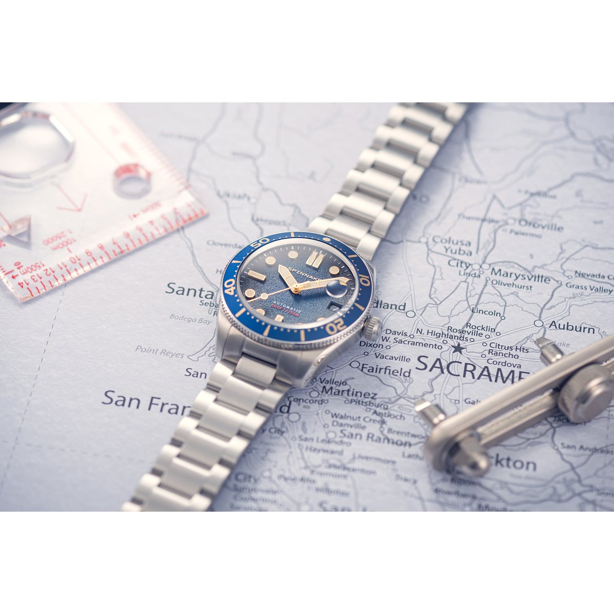 Montre Analogique CROFT argenté bleu argenté, SPINNAKER
