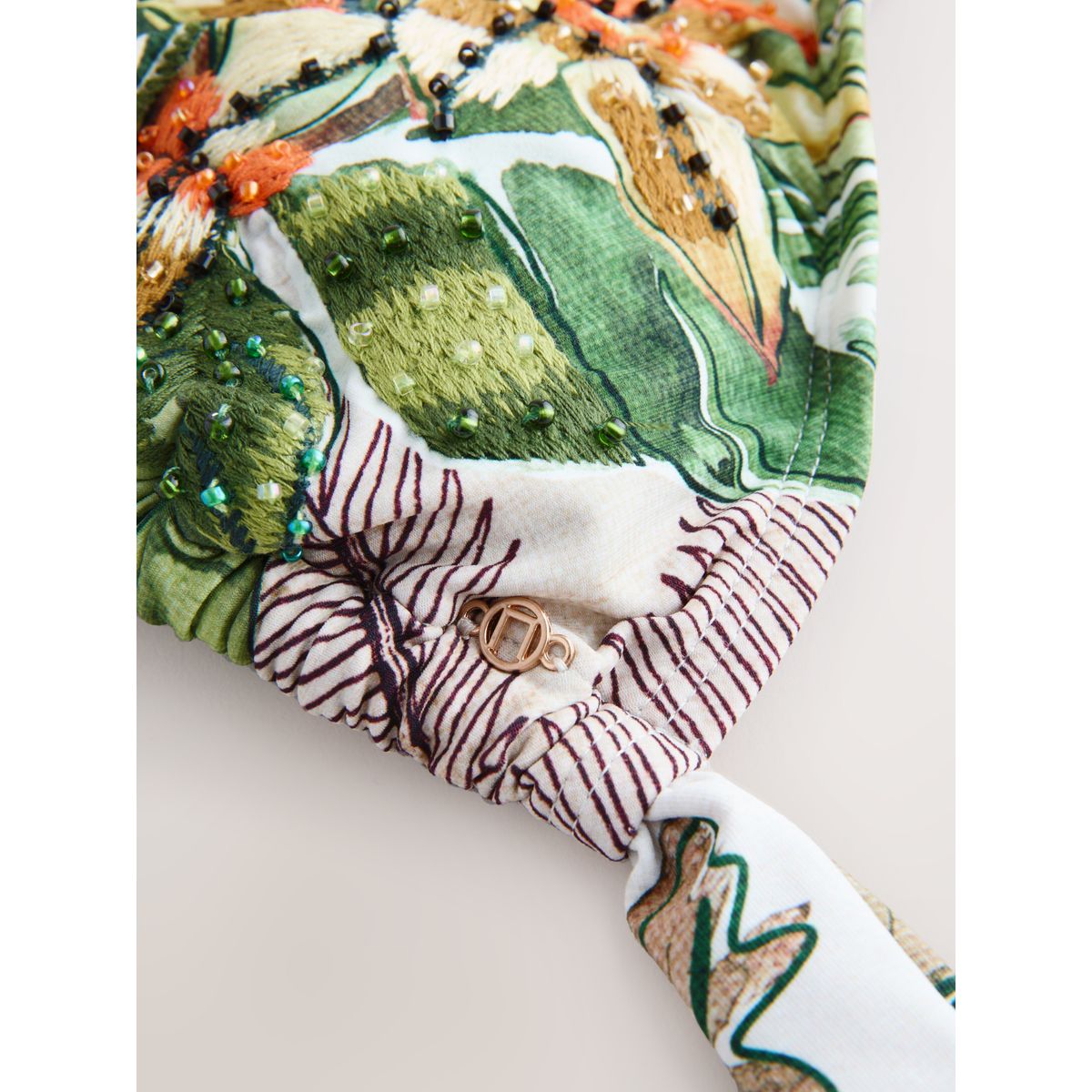 Haut de bikini triangle avec ornements imprimé perroquet crème/marine, NEXT
