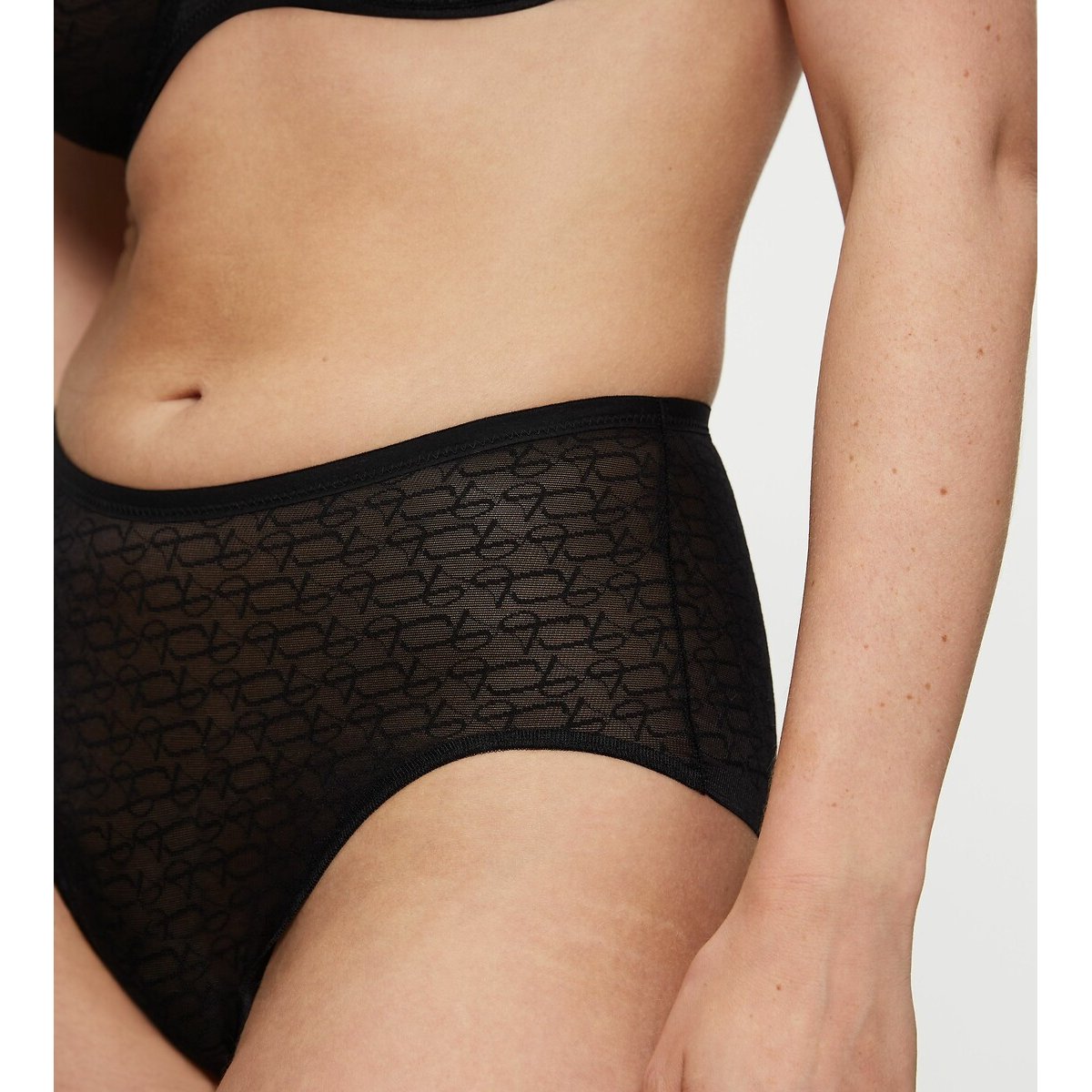 Signature Sheer Maxi Knickers in Lace black, TRIUMPH