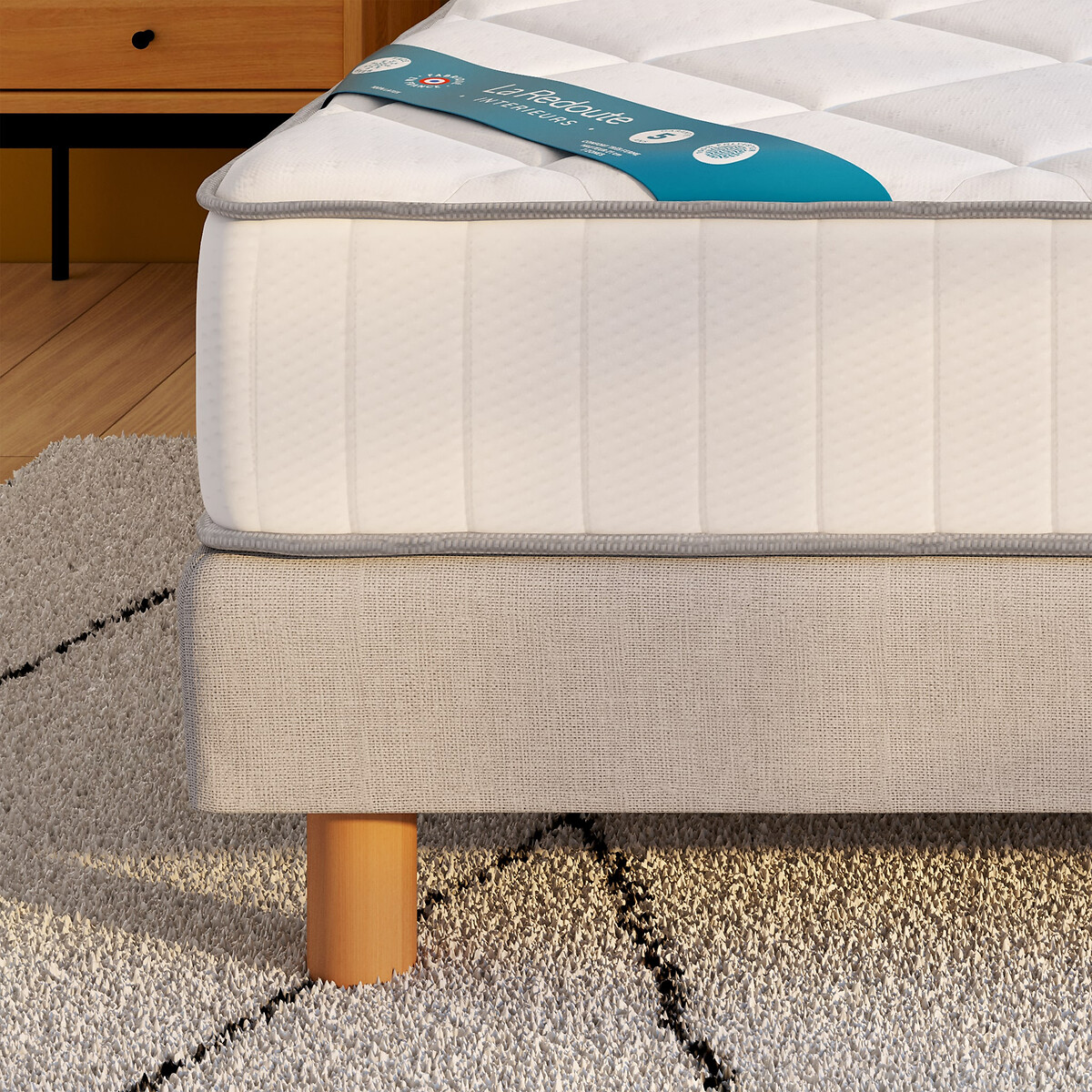 Matelas latex, 7 zones, soutien très ferme, accueil tonique blanc/gris, LA REDOUTE INTERIEURS
