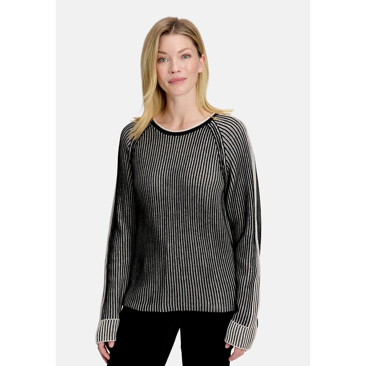 Pull-over en grosse maille de texture côtelée patch black/beige, BETTY BARCLAY