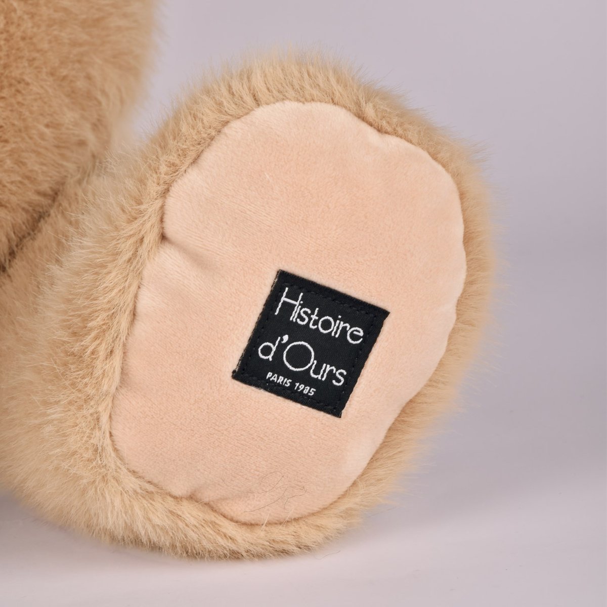 Ours en peluche CLEMENTIN 60 cm miel amande, HISTOIRE D'OURS