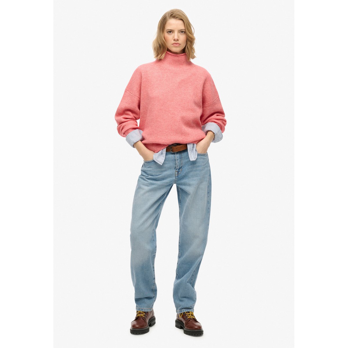 Pull col rond en grosse maille rouge brut twist, SUPERDRY