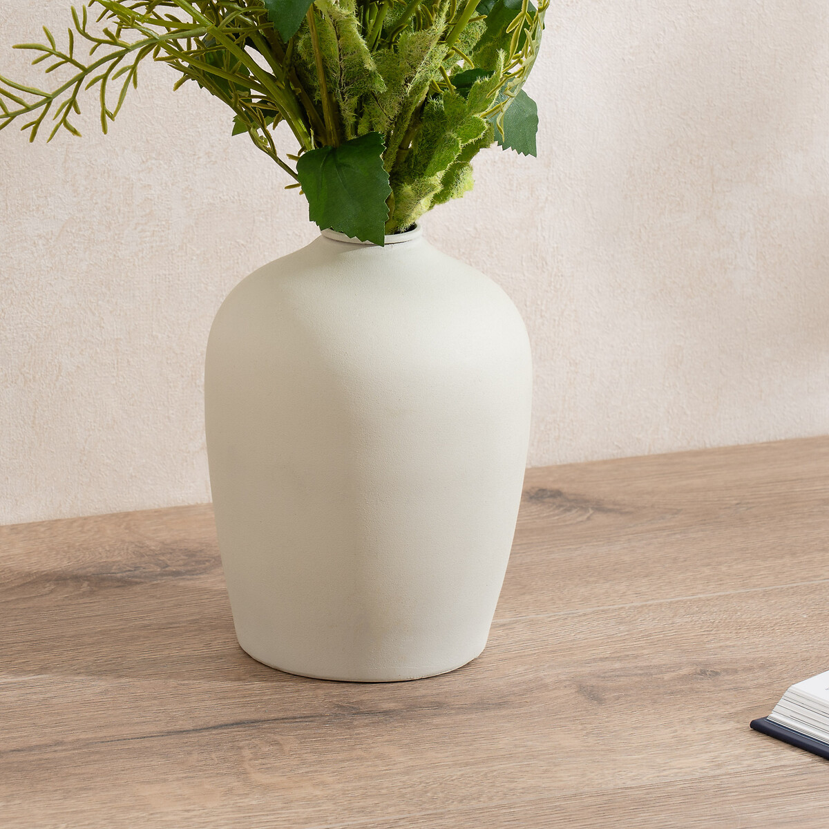 18cm Metal Vase cream, SO'HOME