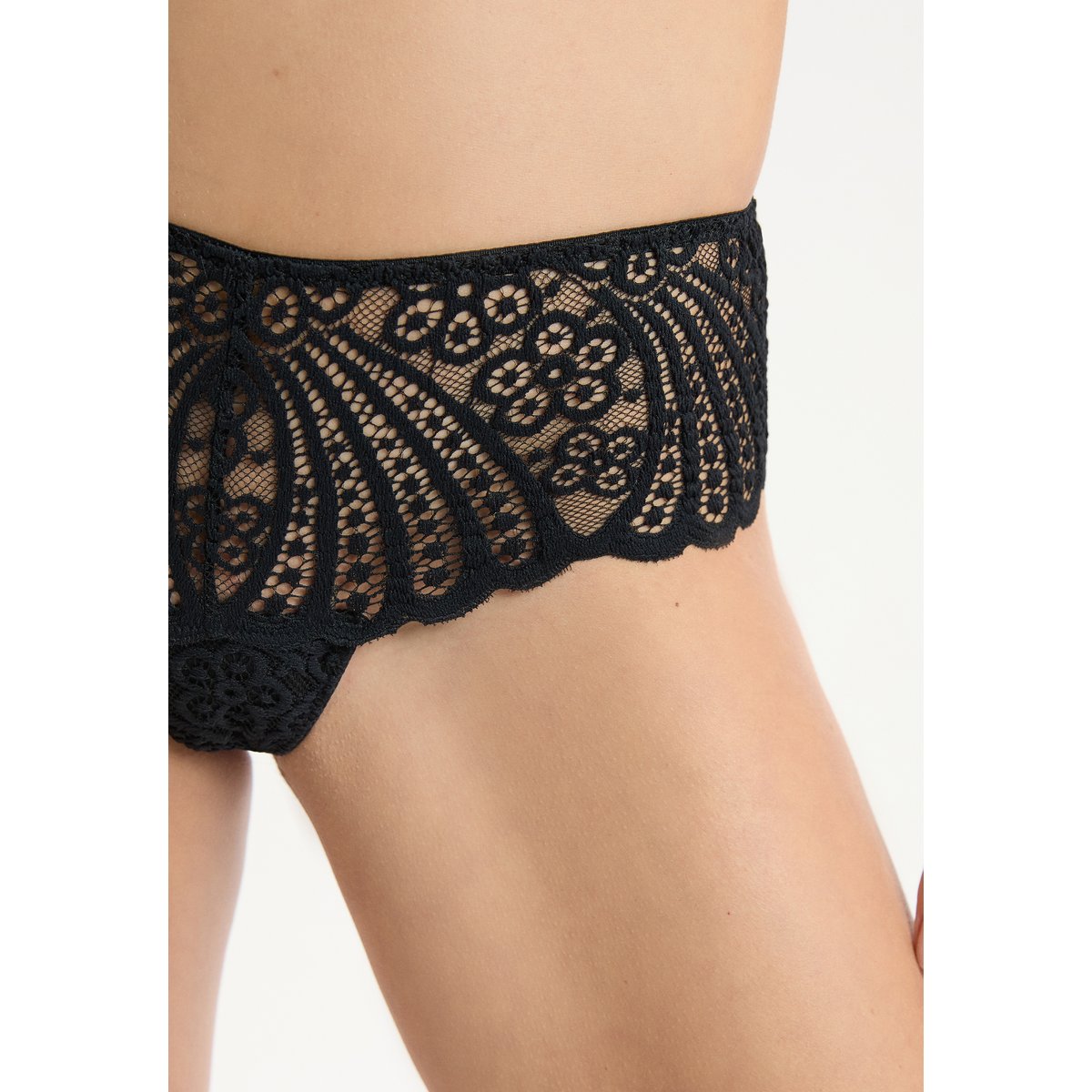 Shorty en dentelle ETREINTE noir, ETAM