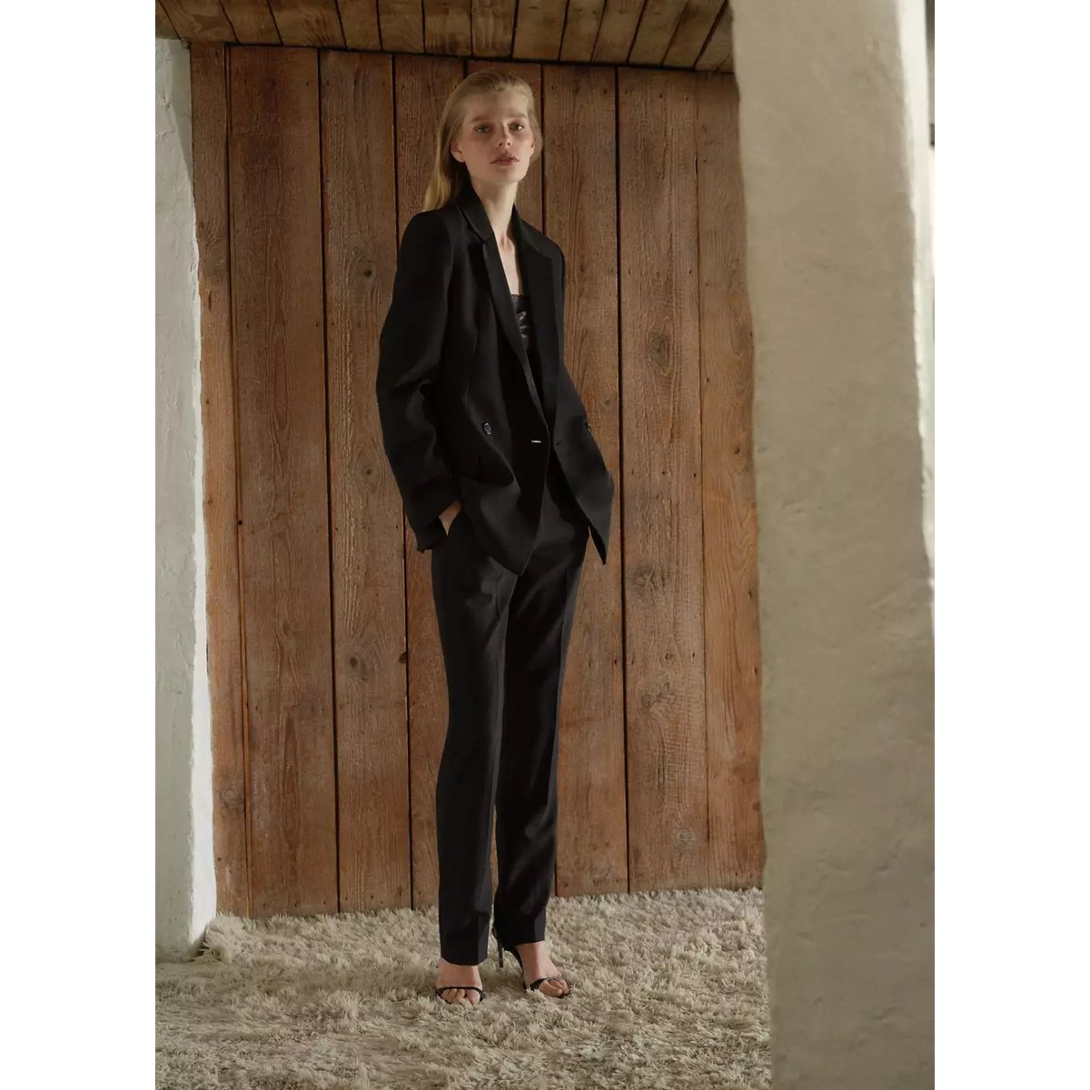 Pantalon costume ouvertures noir, MANGO
