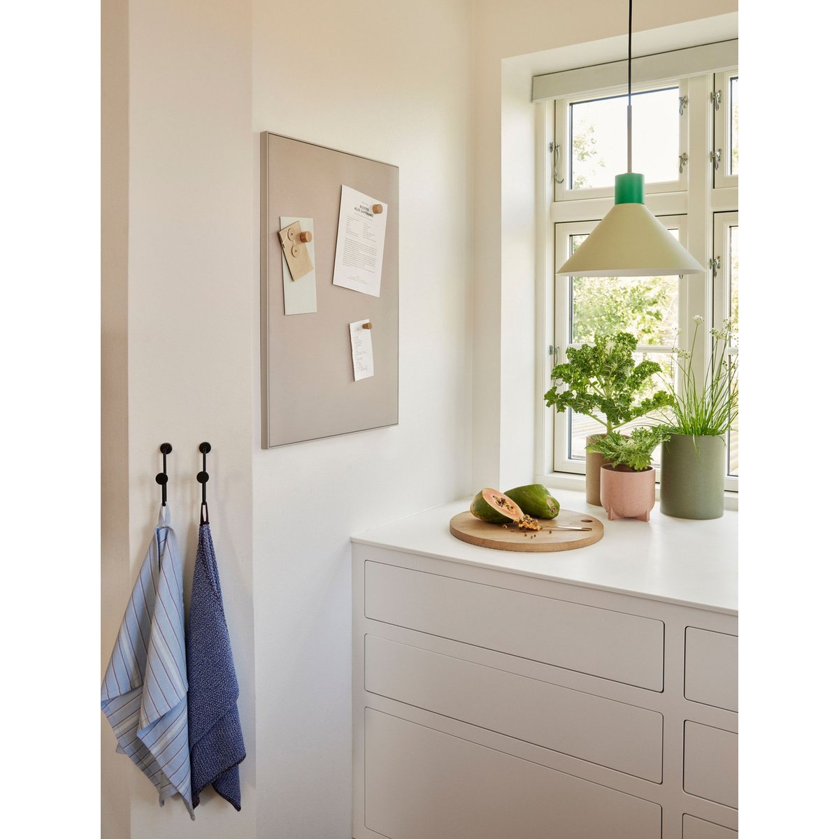 Tableau d'affichage ATTRACT gris, HUBSCH