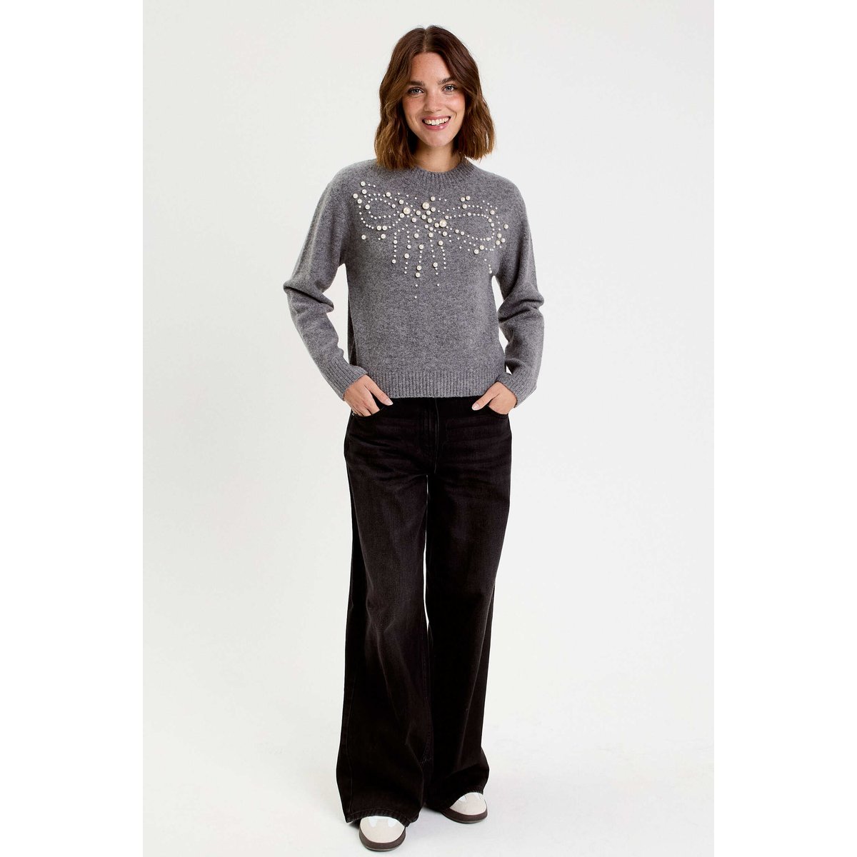 Pull avec perles gris foncé, CACHE CACHE