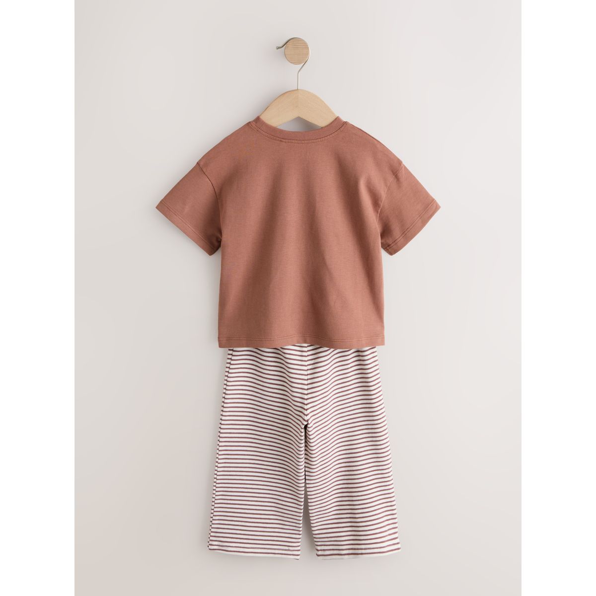Ensemble t-shirt et pantalon large rayures cœur marron, NEXT