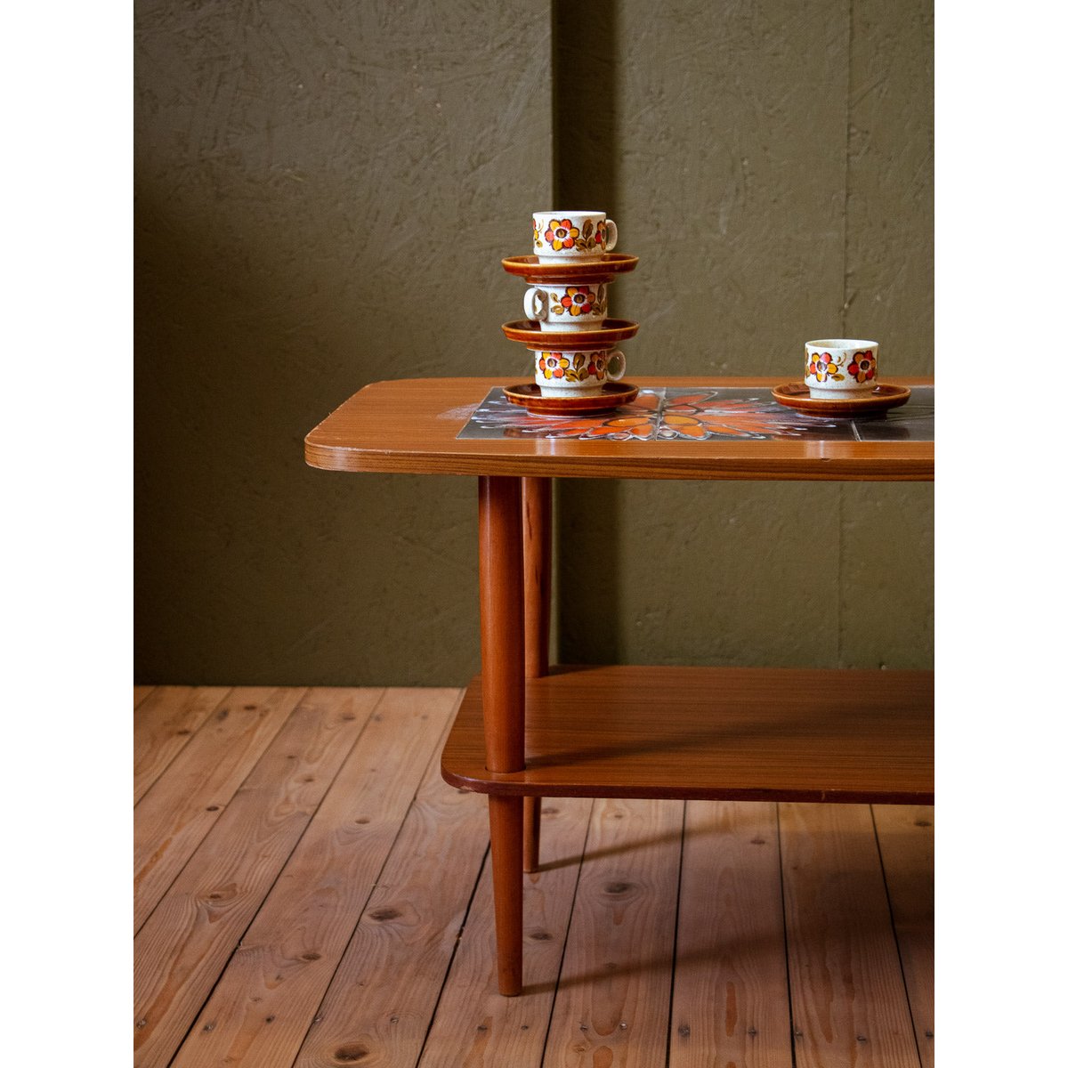 Table basse scandinave en teck et céramique Léonie N°840 - Bon état bois foncé, DEBONGOUT