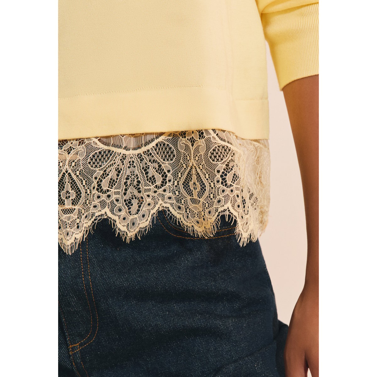 Pull avec coton et détails dentelle SOLINE jaune pale, ETAM