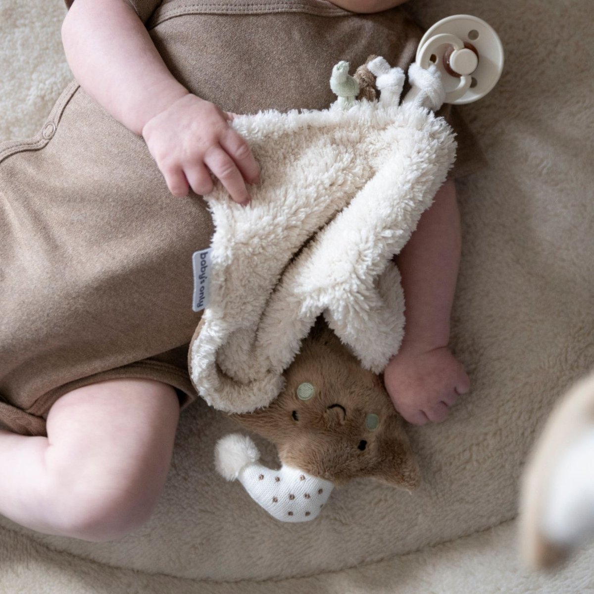 Doudou attache sucette beige, marron, noir, BABY'S ONLY
