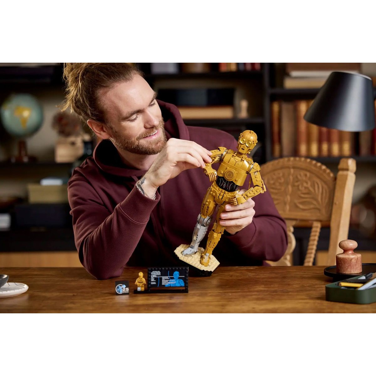 LEGO Star Wars - Figurine C-3PO à Construire - 75398 avec Support et Minifigurine multicolore, LEGO