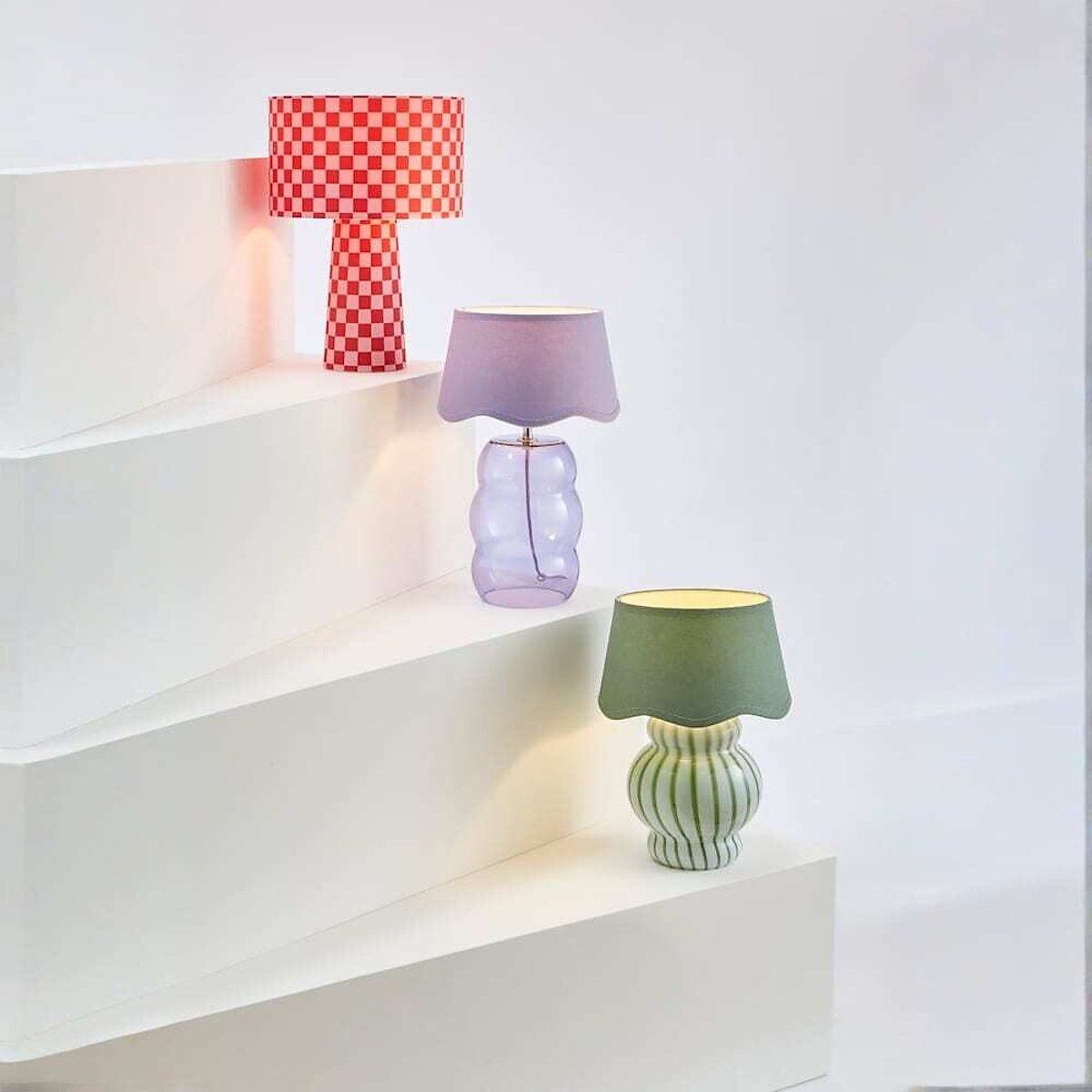Toffee Stripe Glass Table Lamp with Scallop Shade green, SO'HOME