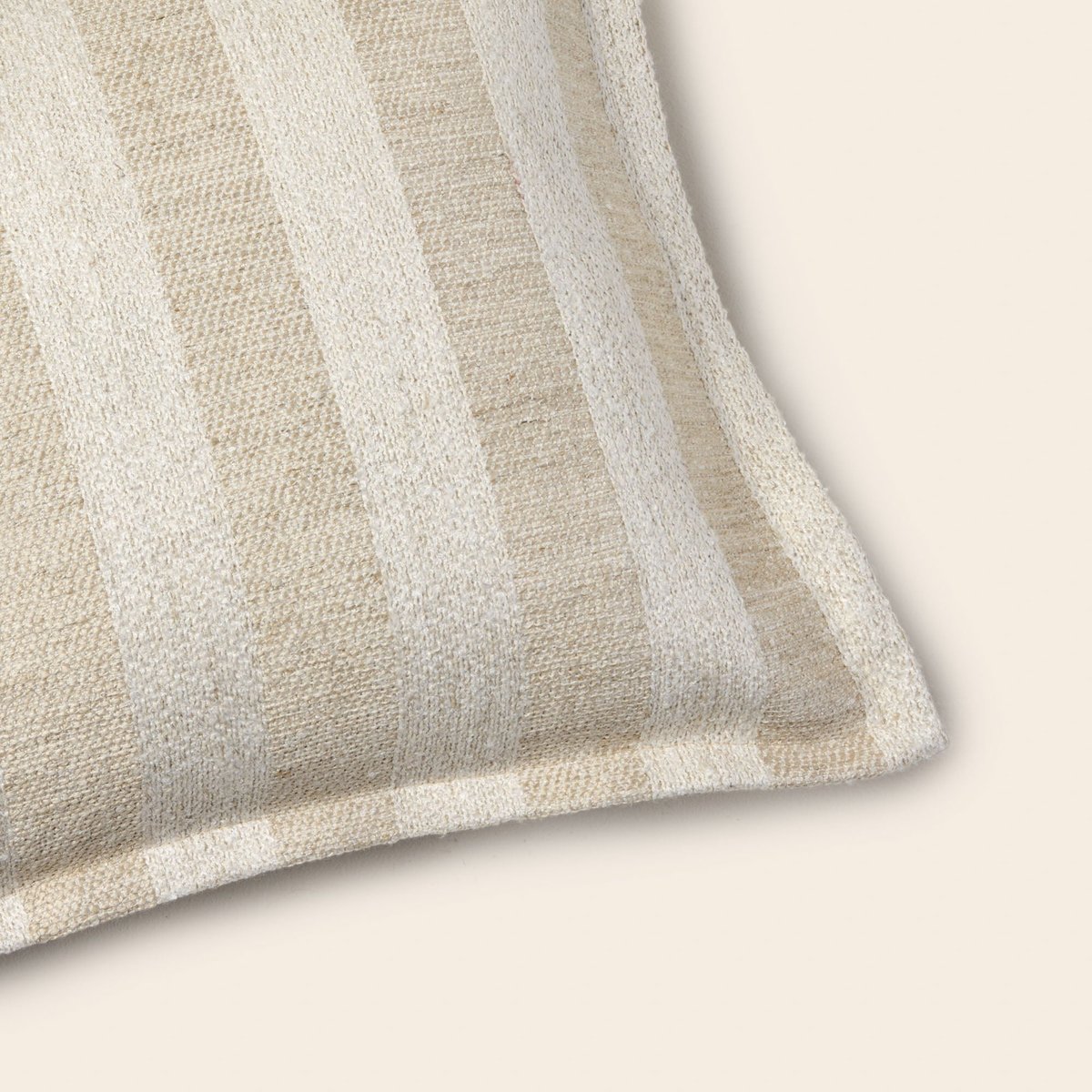 Housse De Coussin en Jacquard de rayures FABBIO naturel, MADURA