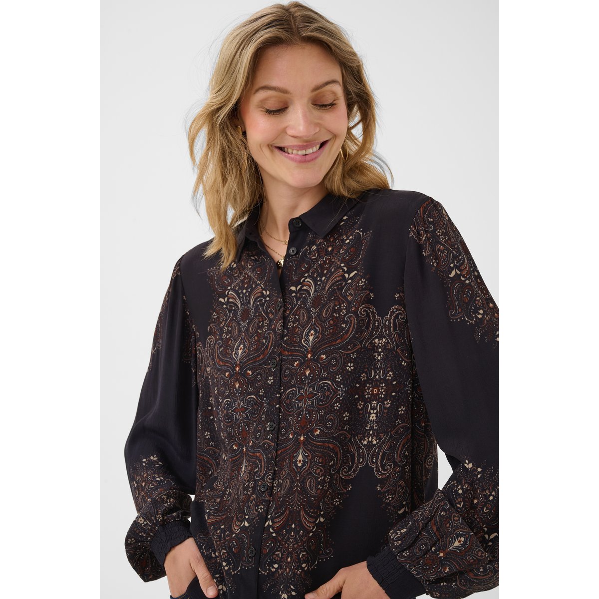 Blouse à manches longues noir black ethnic florals, CREAM