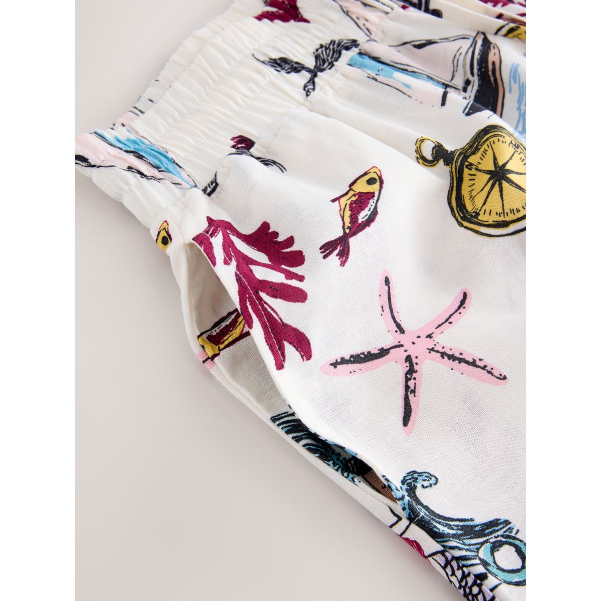 Ensemble pyjama short à nouer sur le devant sirène de crème, NEXT