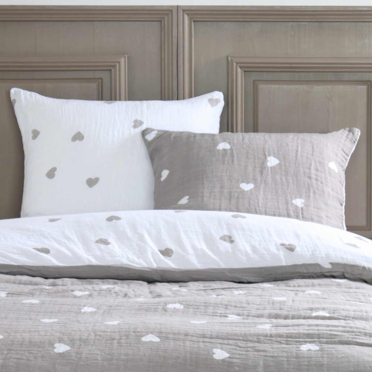 Housse de couette 2 personnes COEURS + 2 taies double gaze de coton blanc, DECORATIE