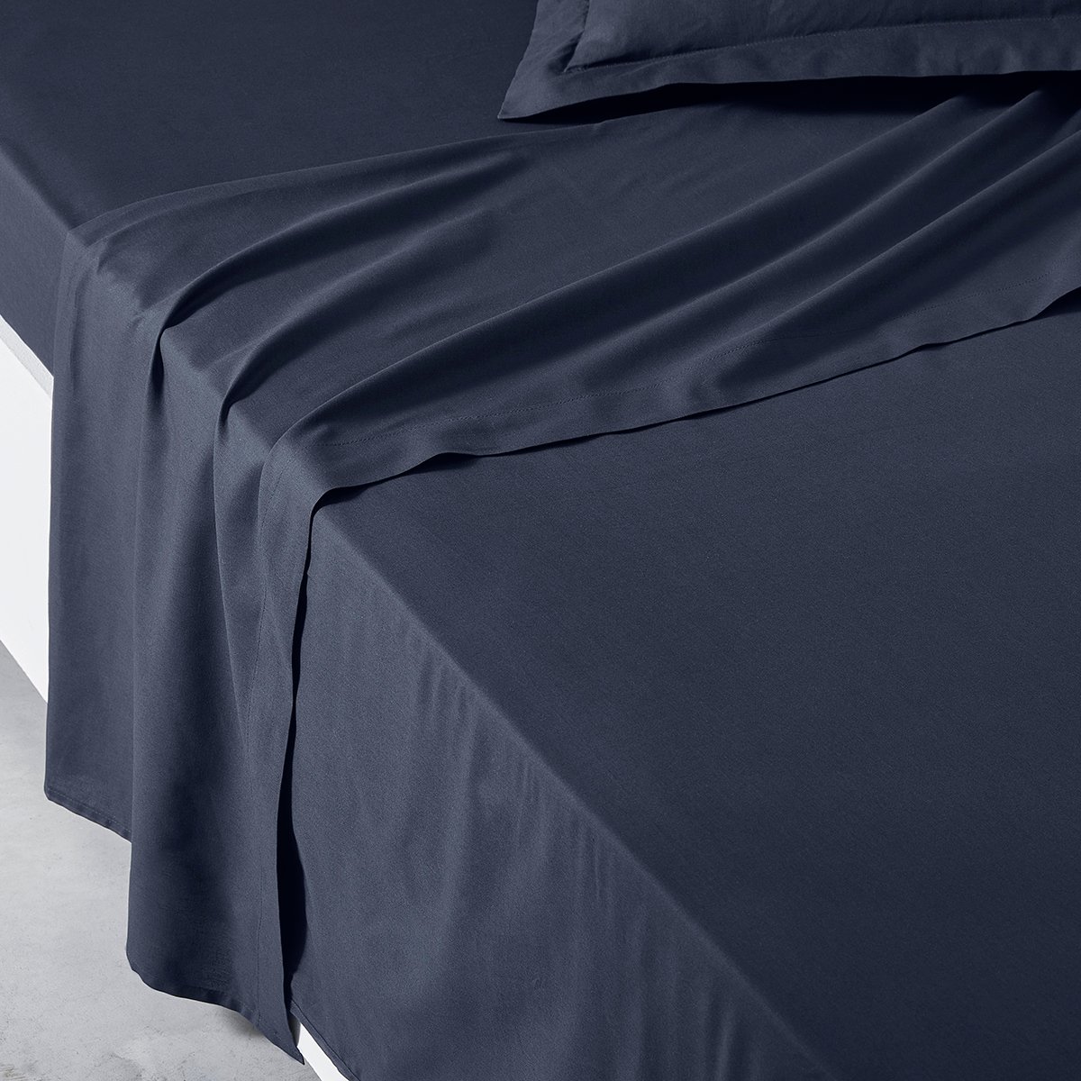 Drap plat pour lit 2 personnes uni ESSENTIAL bleu marine, TODAY