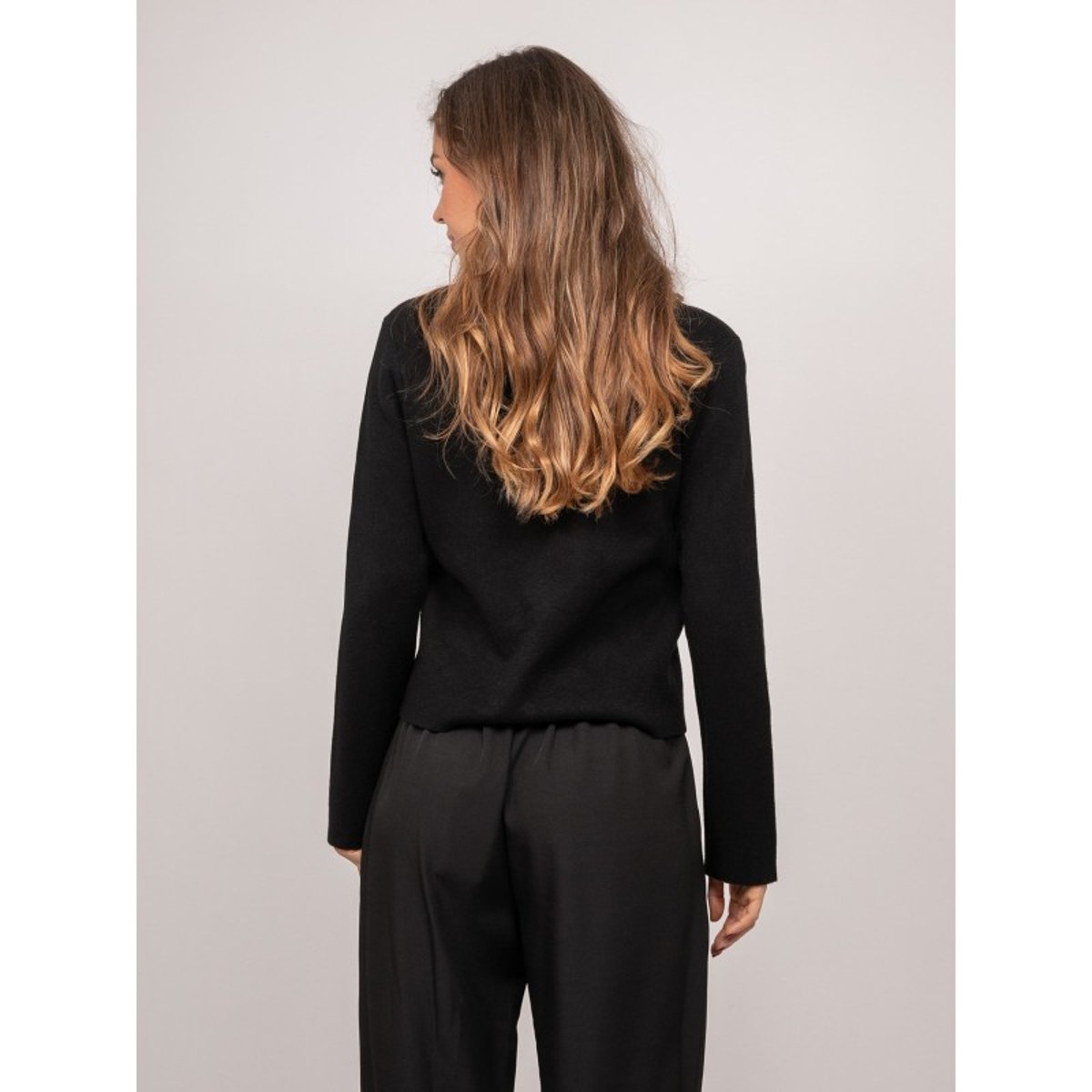 Gilet Maille Boutonné Bordure Festonnée Kytten noir, DONA LISA