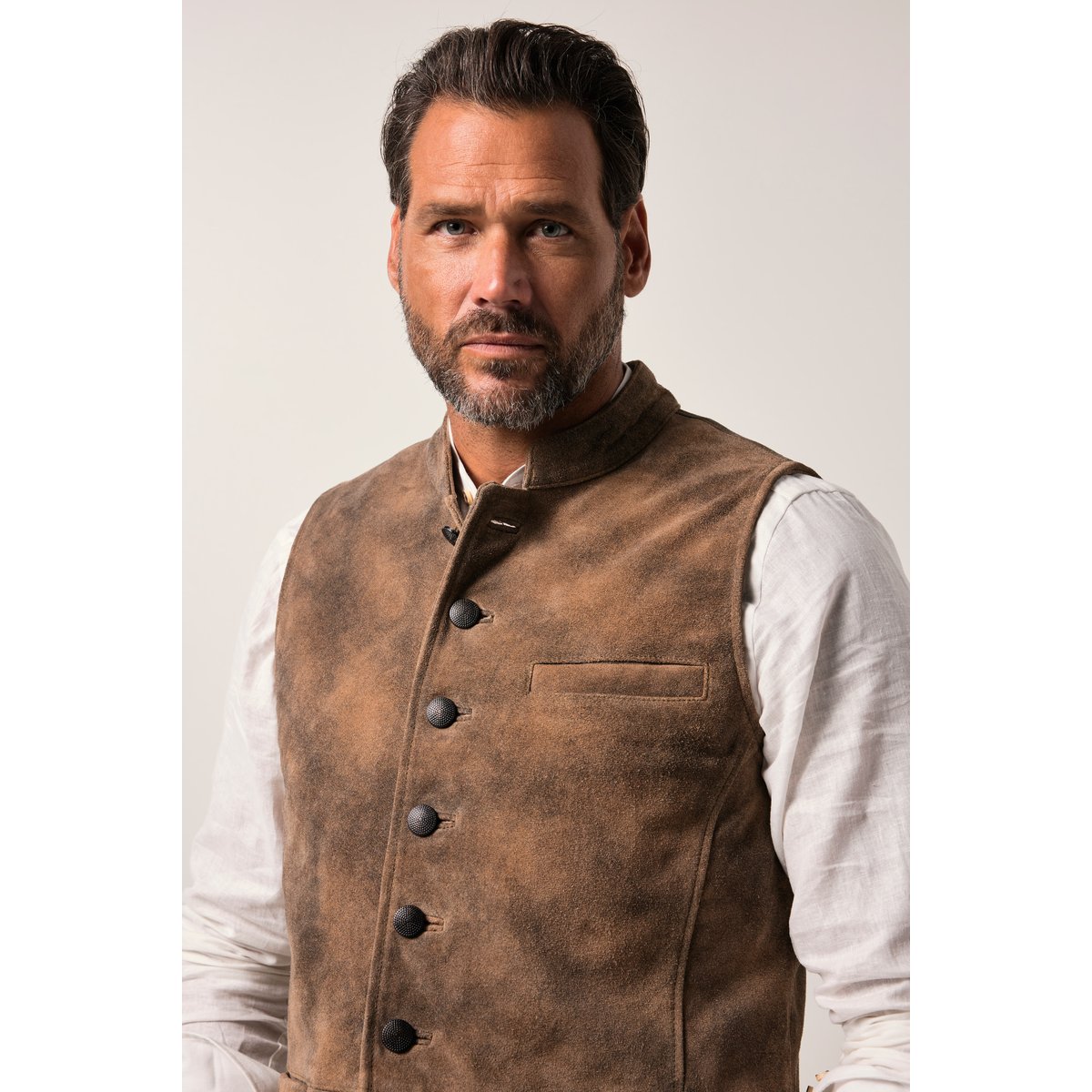 Gilet traditionnel, en cuir de vachette marron cuivre, JP1880