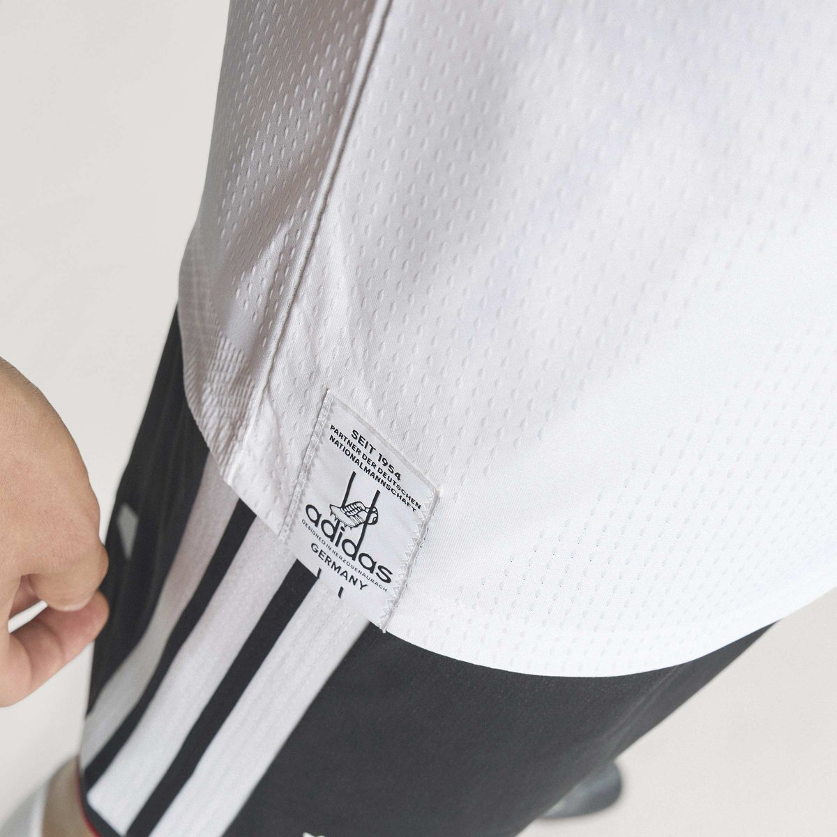 Maillot Domicile Allemagne 26 Authentique Maillot Domicile Allemagne 26 Authentique white, adidas Performance