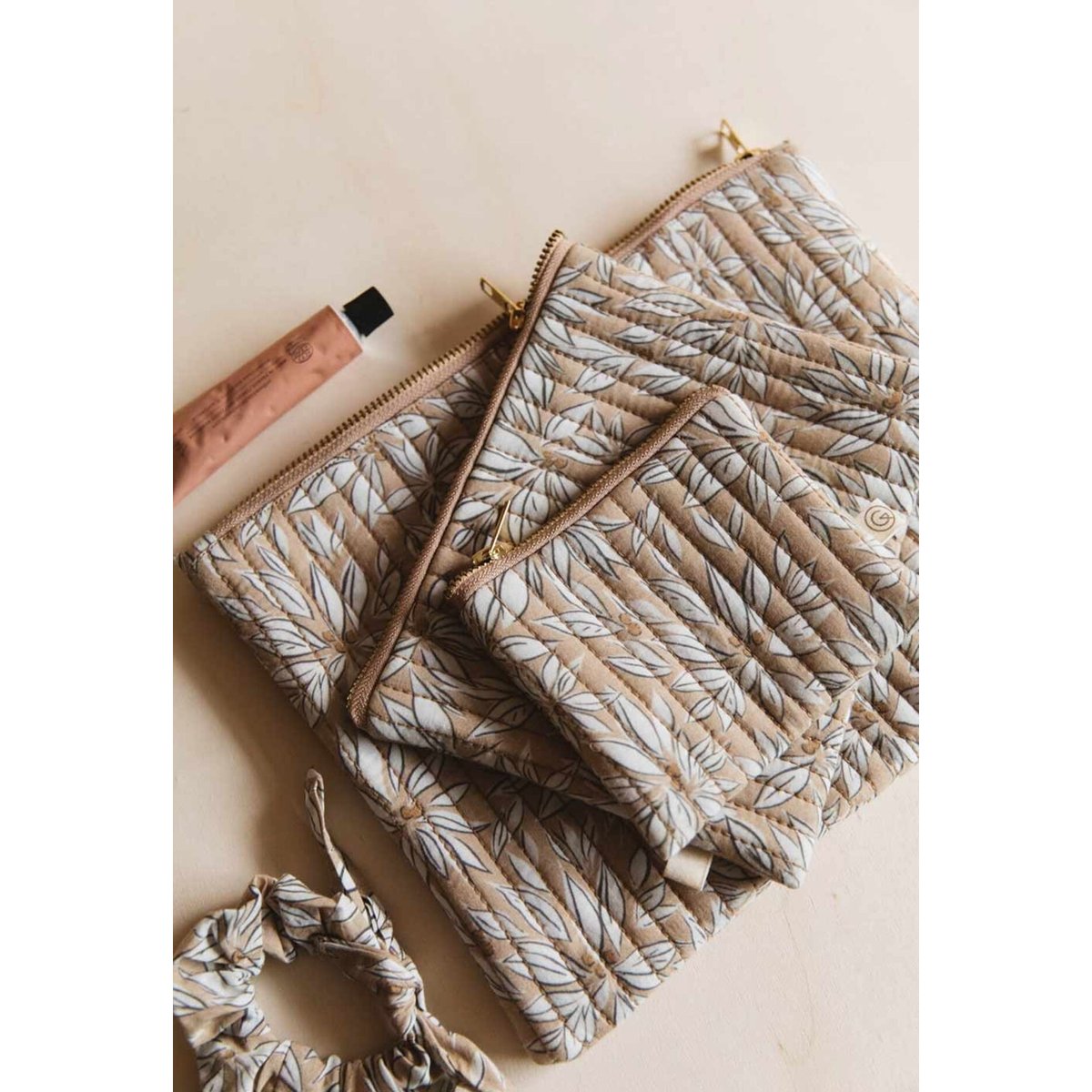 Petite pochette en coton imprimé, Palma beige palma grès, GABRIELLE PARIS