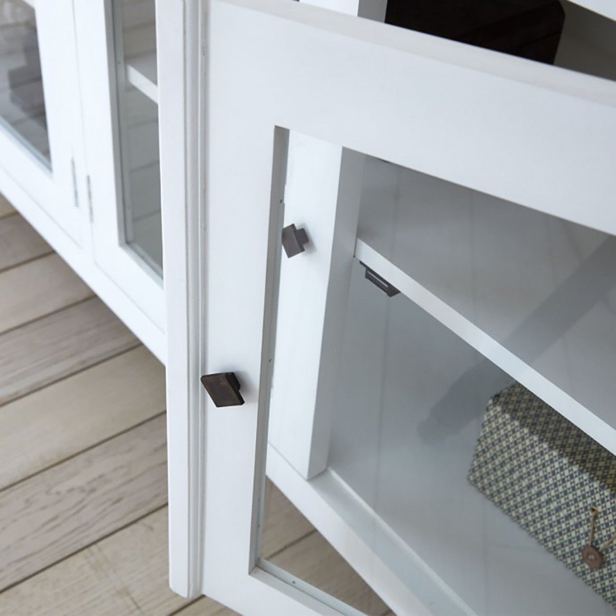 Buffet en bois d'acajou 4 portes  LONDRES blanc, BERAH GETAH