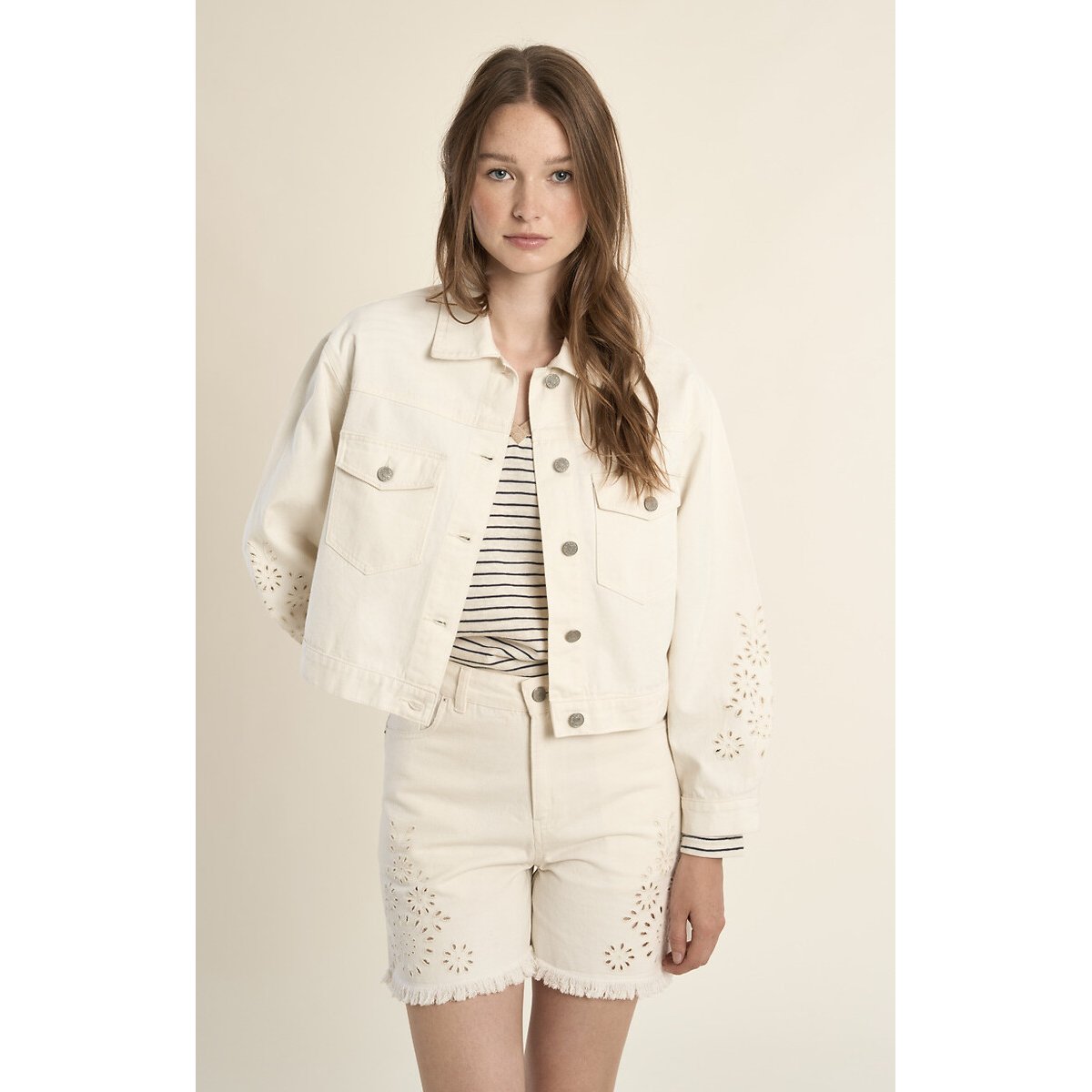 Jeansjasje met borduursel wit, MOLLY BRACKEN