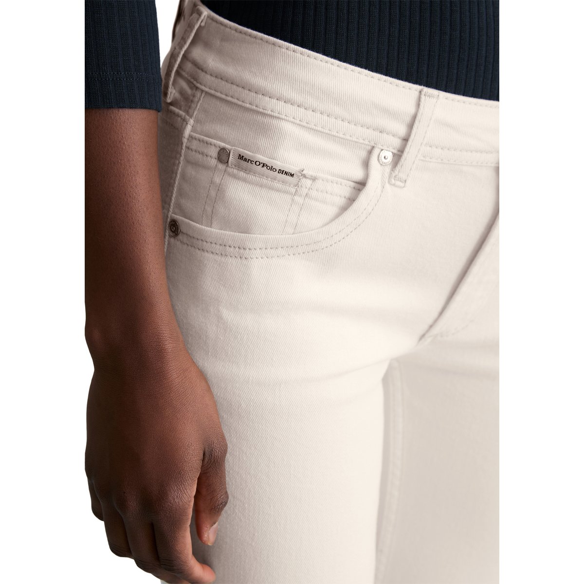 Jeans modèle Alva slim cropped en coton organique-lyocell stretch blanc, MARC O’POLO DENIM