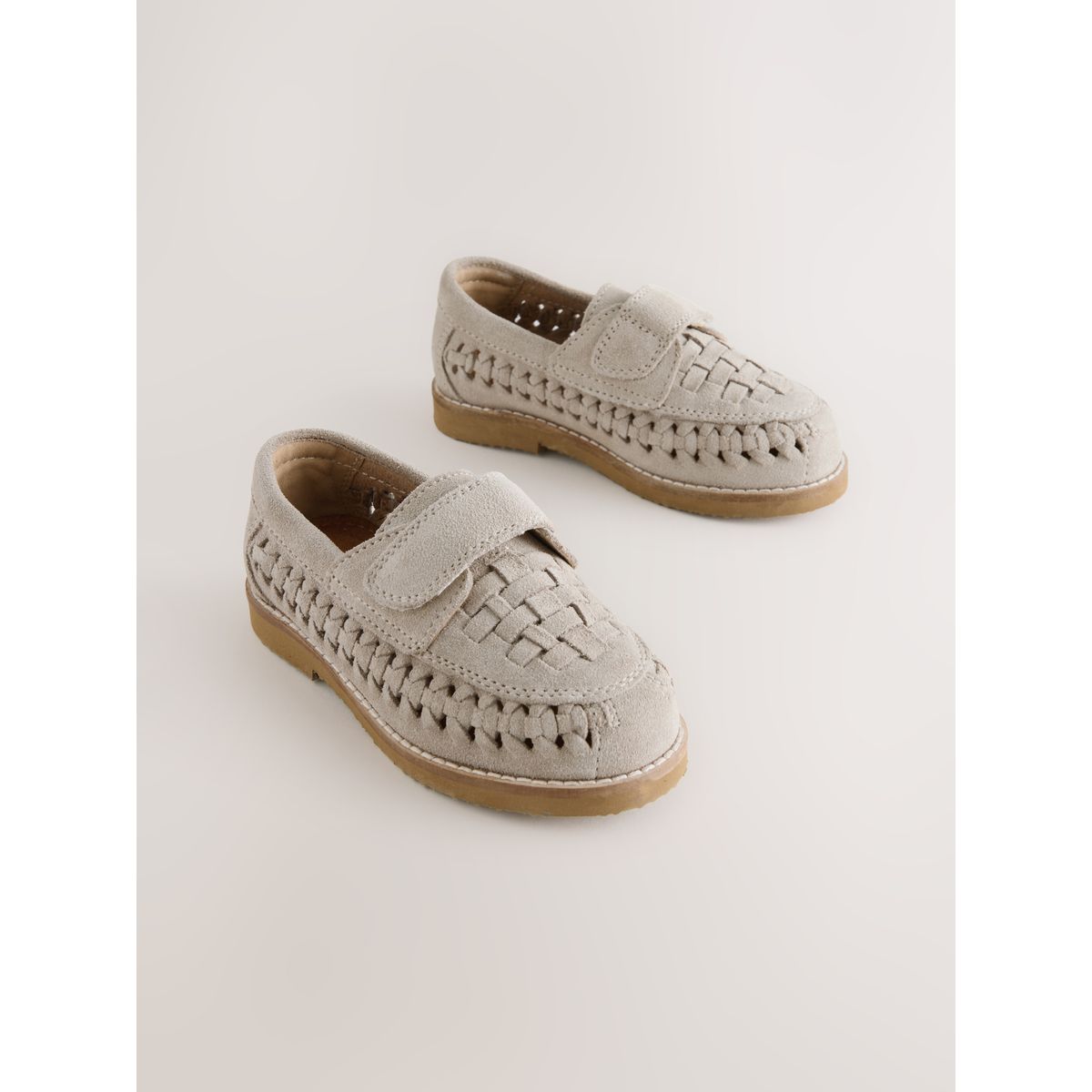 Mocassins en daim tissé à scratch naturel, NEXT
