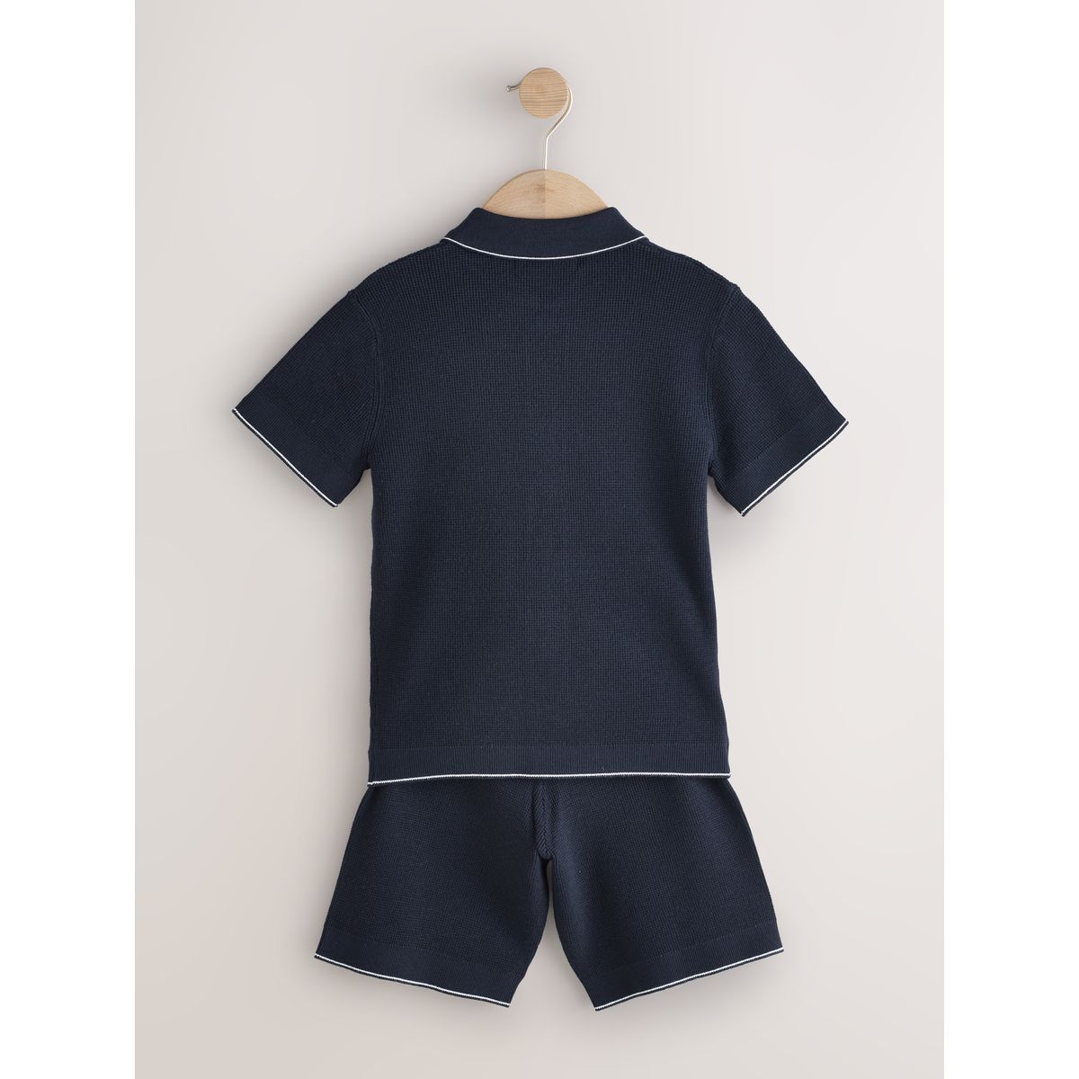Ensemble polo en maille texturée et short bleu marine, NEXT