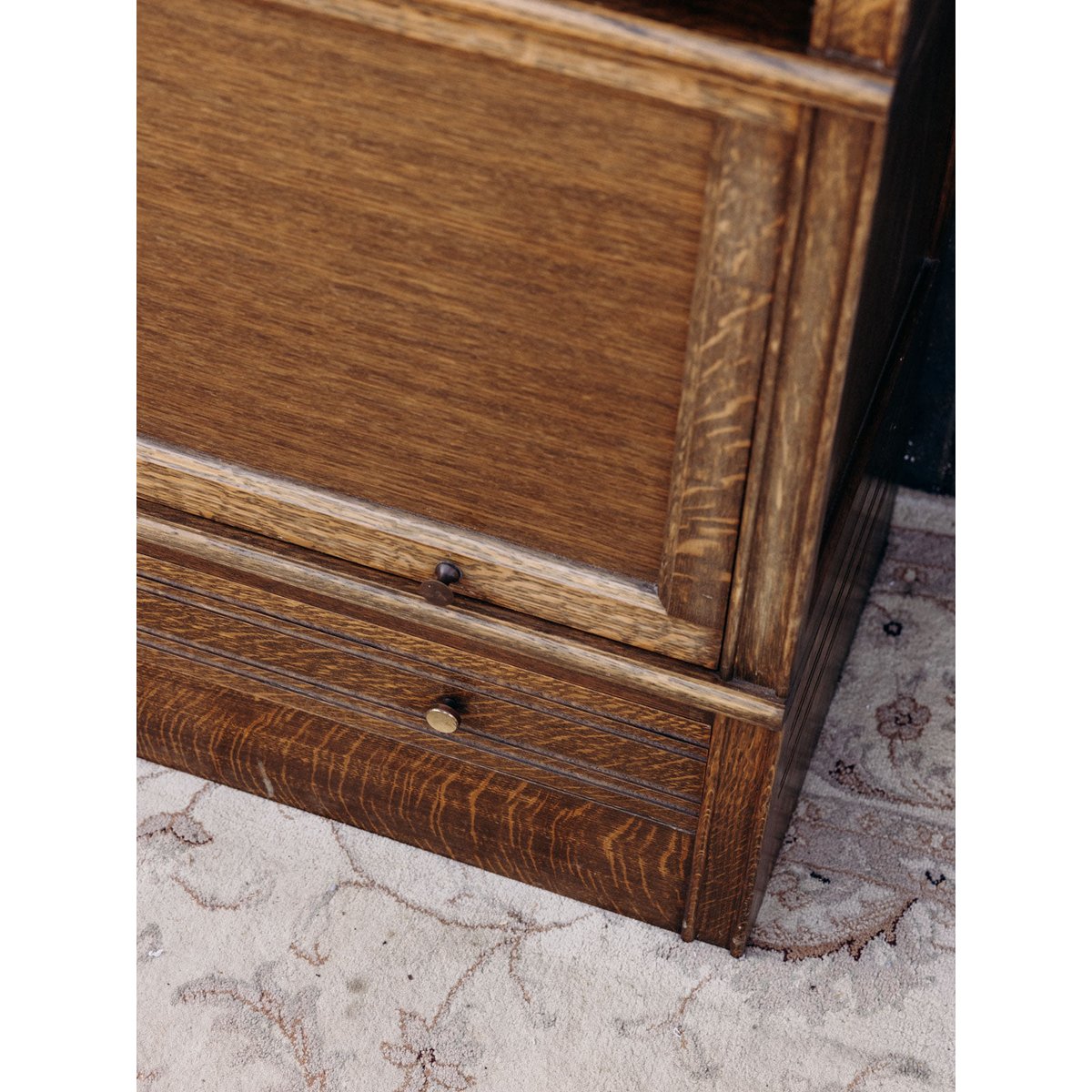 Vitrine modulable en bois brut Victoria N°1318 - Bon état bois foncé, DEBONGOUT