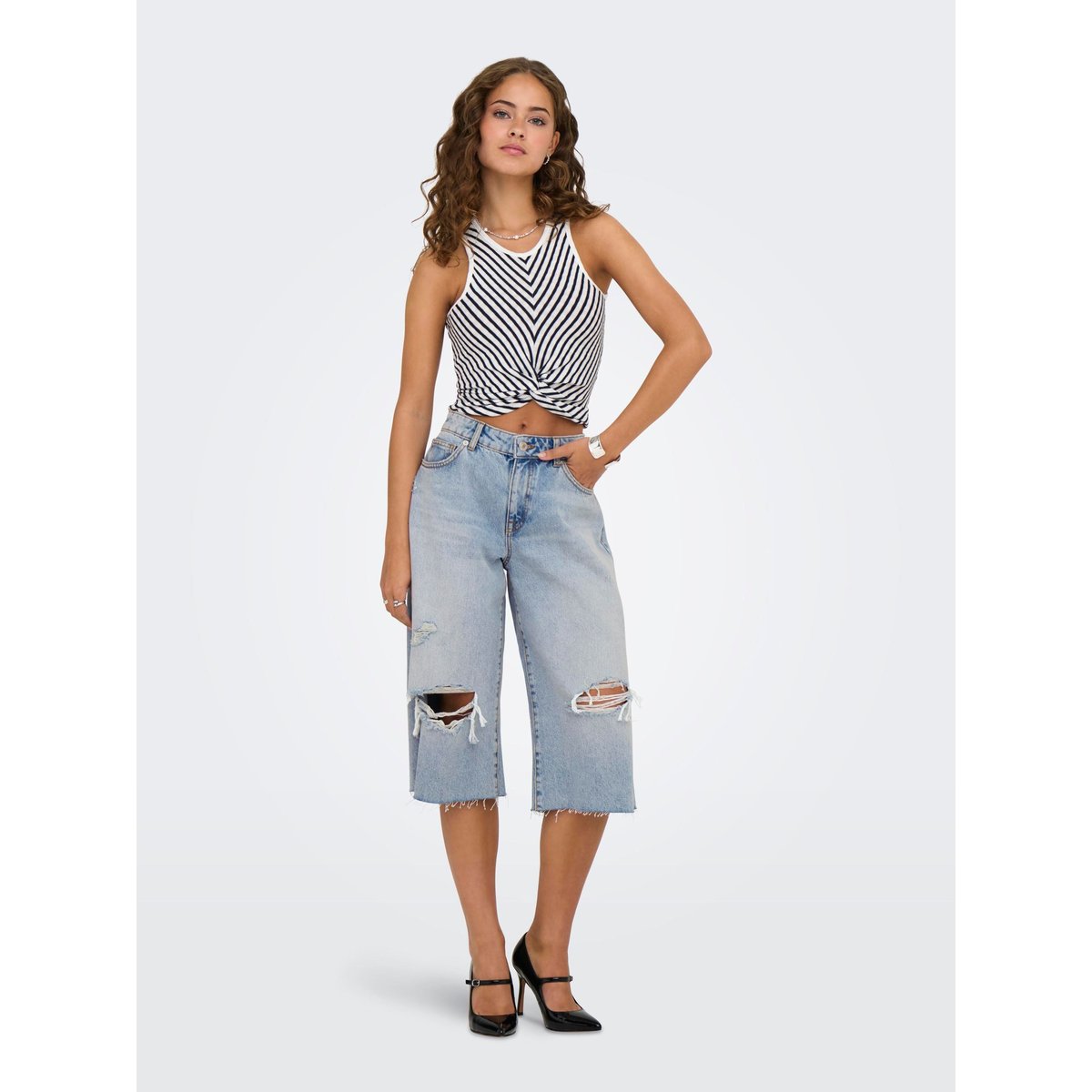 Short En Denim light blue denim 1, ONLY