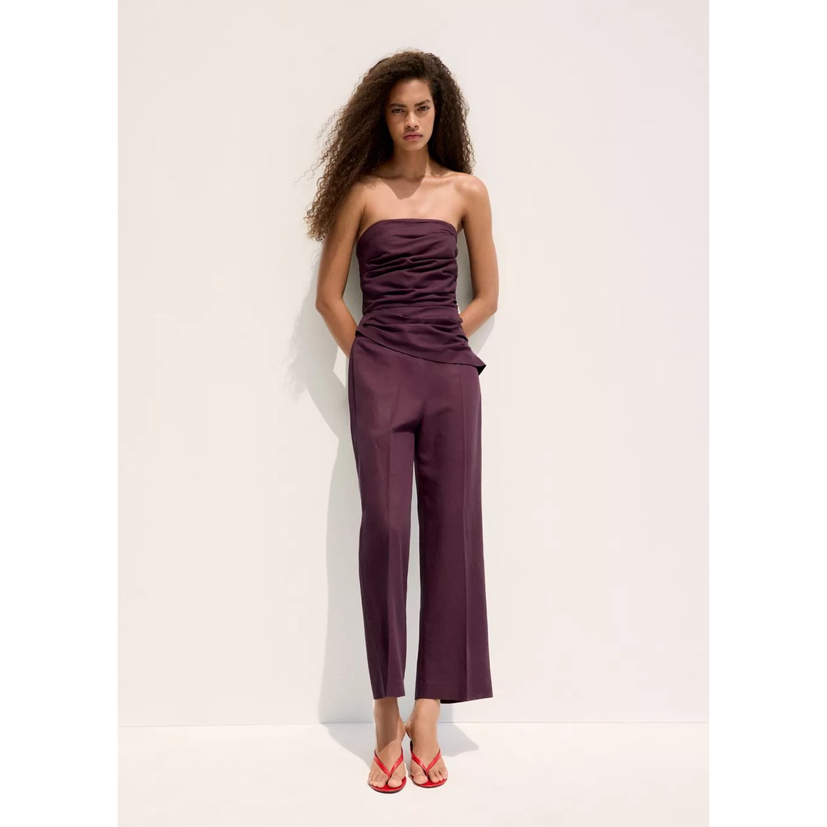 Combinaison en lin bustier lie de vin, MANGO