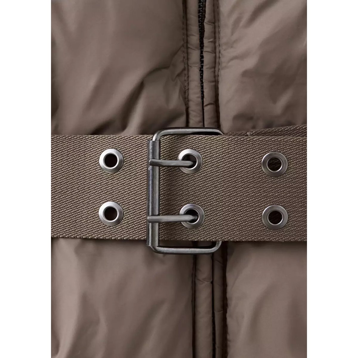 Anorak matelassé avec ceinture marron moyen, MANGO