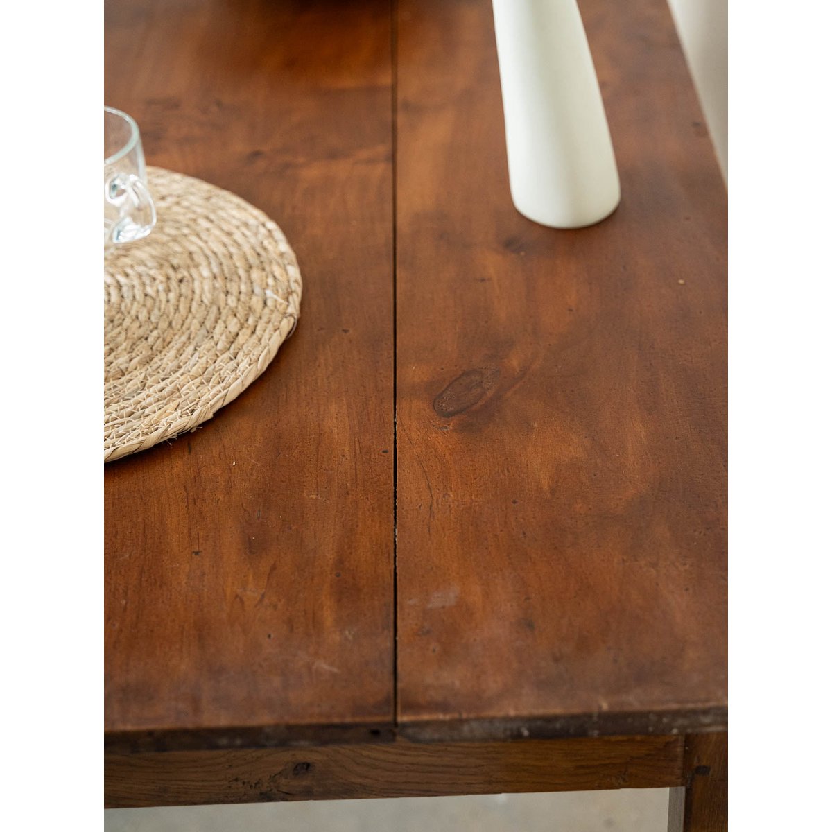 Table à manger de campagne en bois Romy N°1569 - Bon état bois foncé, DEBONGOUT