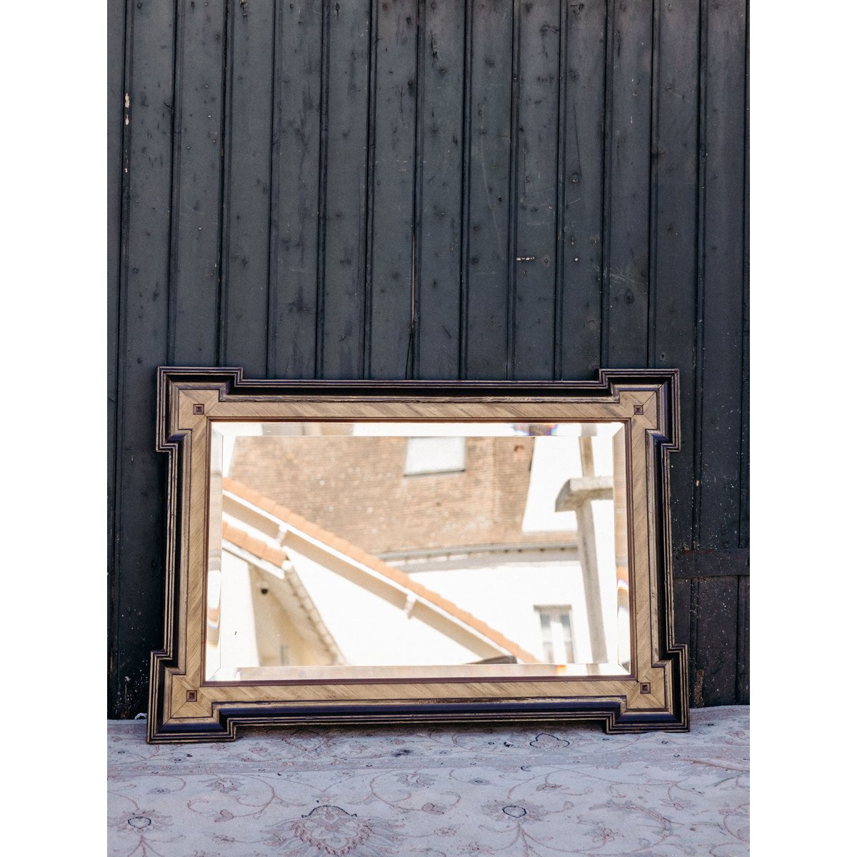 Miroir au cadre en bois sculpté Igor N°1127 - Bon état bois clair, DEBONGOUT