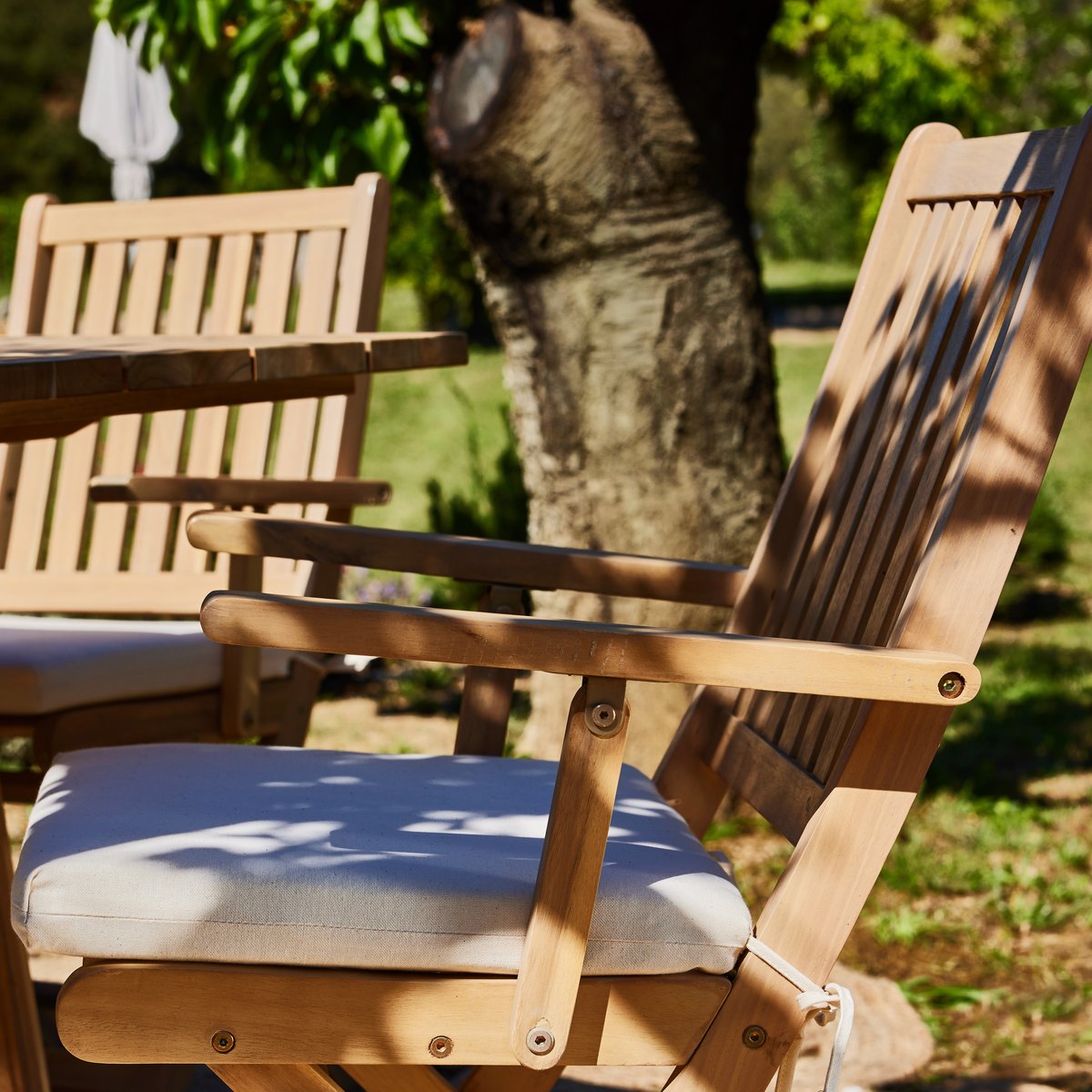 Salon de jardin, 8 chaises, BISBAL&JAVA LIGHT bleu, DEFORA HOME