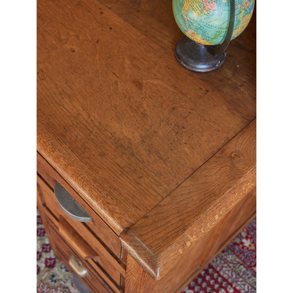 Bureau ancien en bois Edouard N°713 - Bon état bois clair, DEBONGOUT