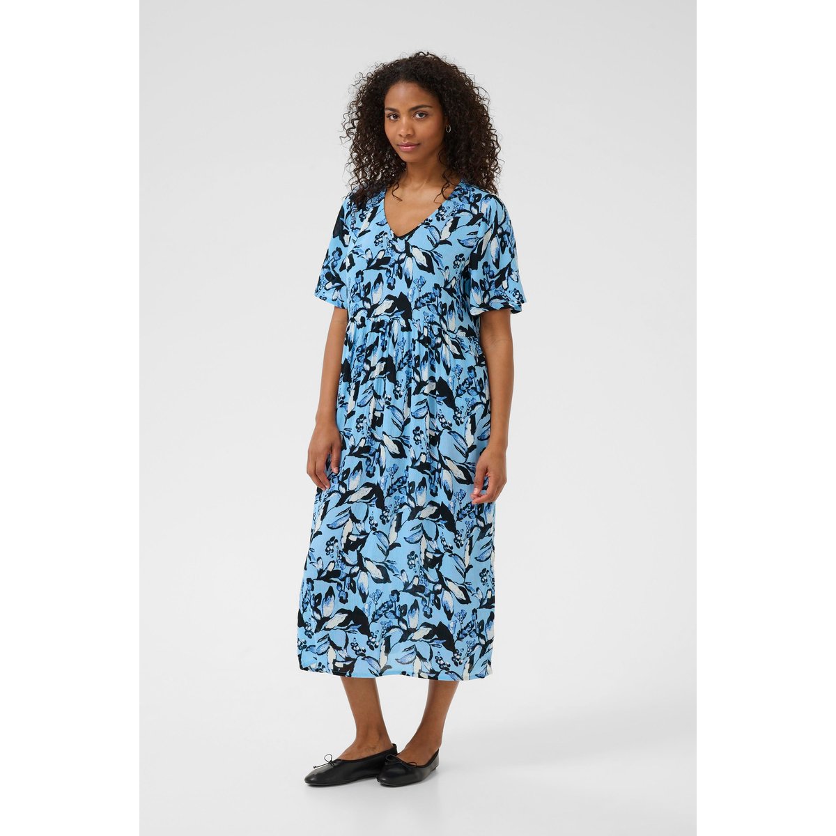Robe bleu blue graphic flower, KAFFE