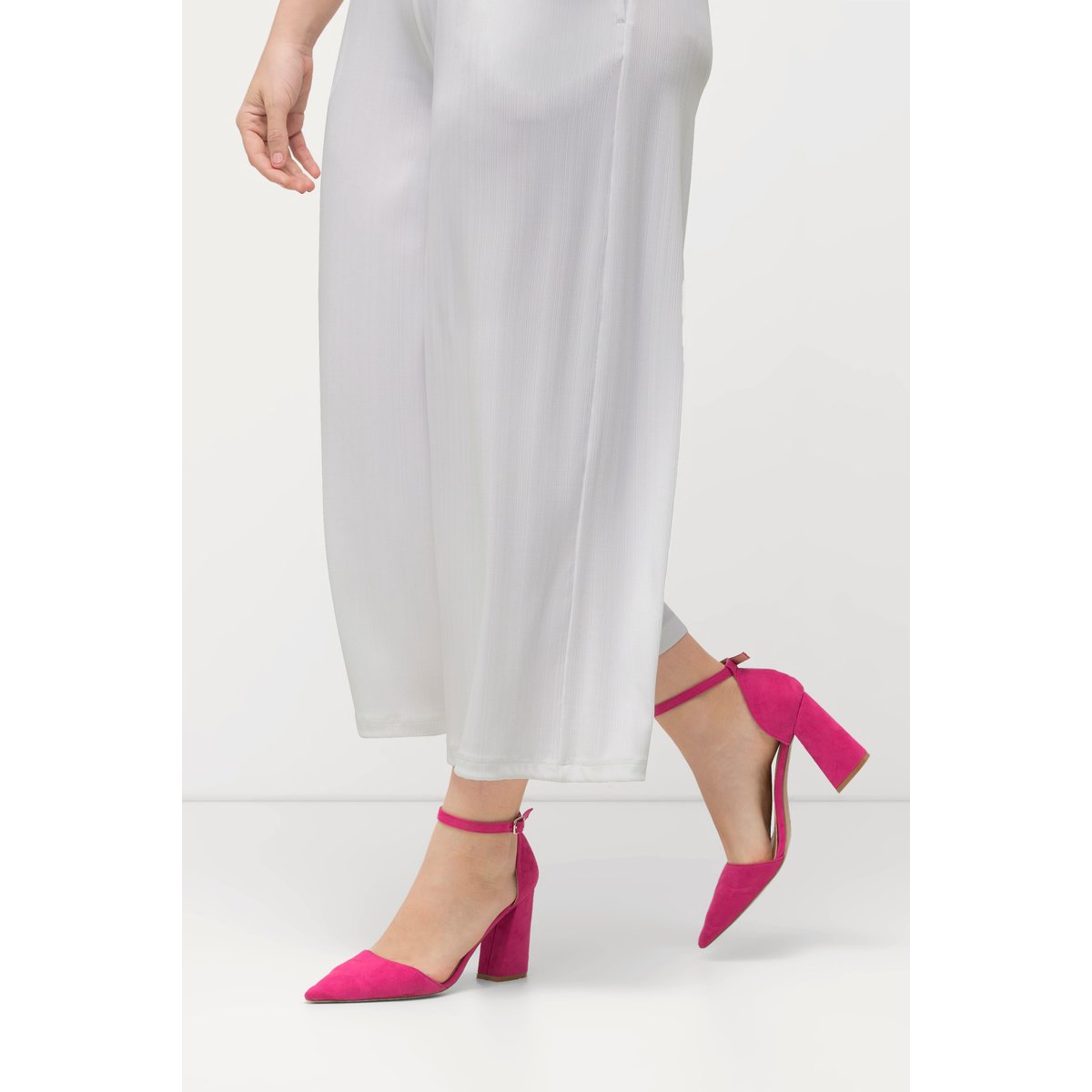 Jupe-culotte en tissu texturé. blanc neige, ULLA POPKEN