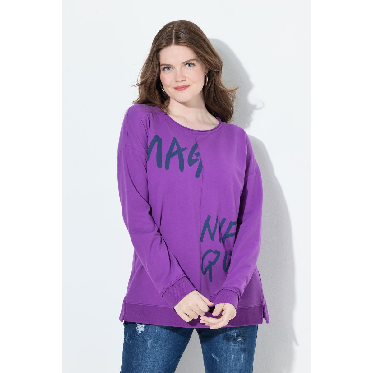 Sweat-shirt oversize avec message violet, ULLA POPKEN