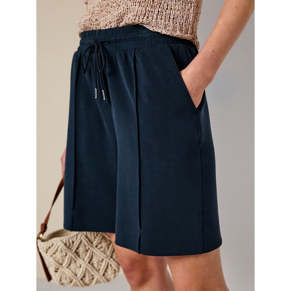 Bermuda en maille stretch fluide bleu marine, NEXT