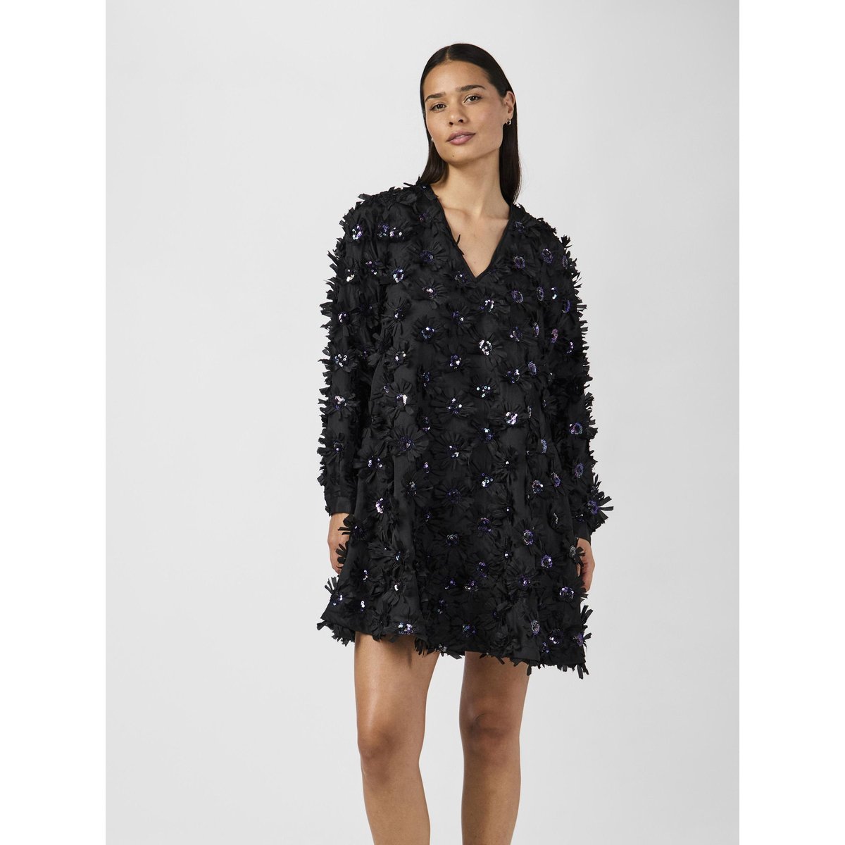 Mini-Robe black, YAS