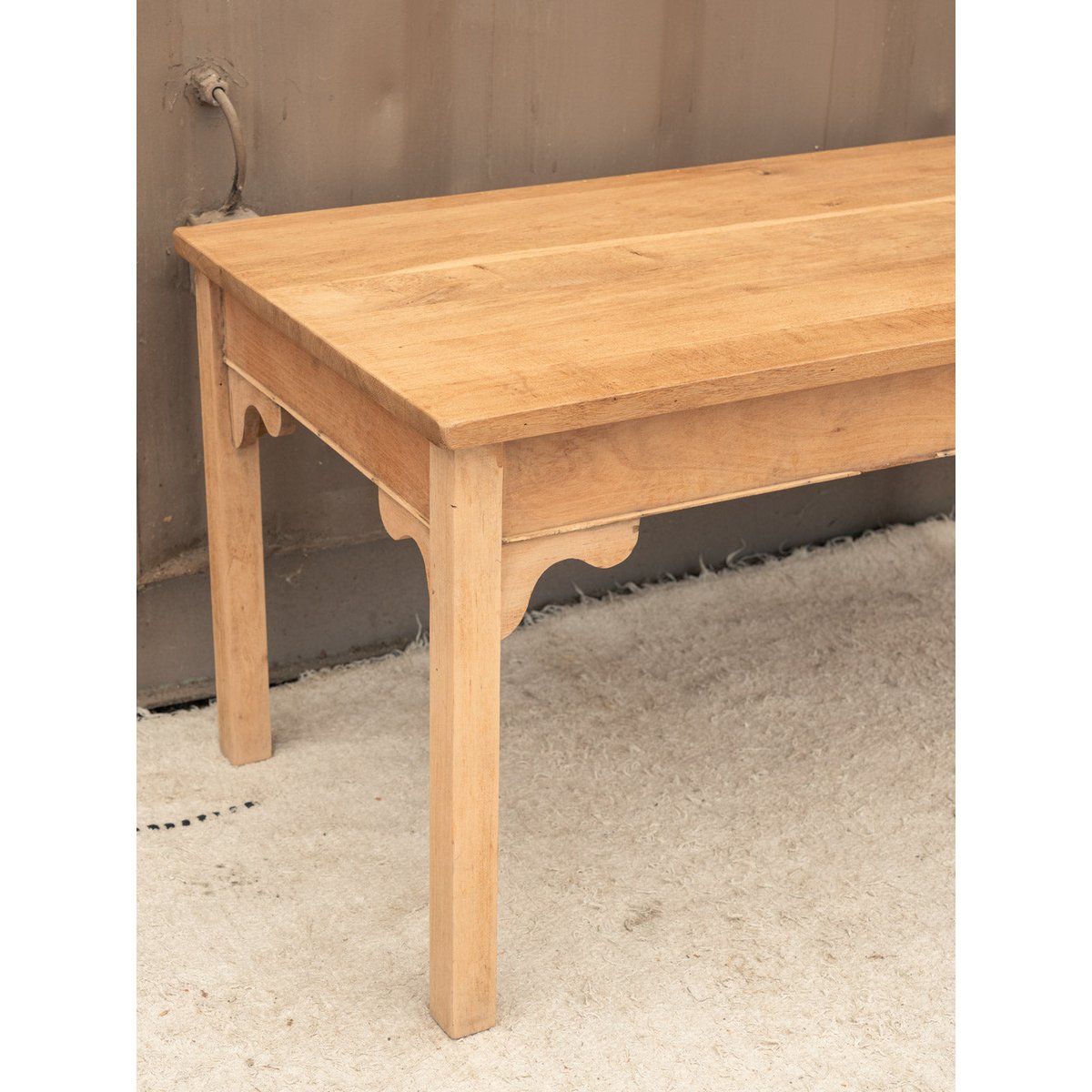 Table basse en chêne Léonie N°1587 - Bon état bois clair, DEBONGOUT