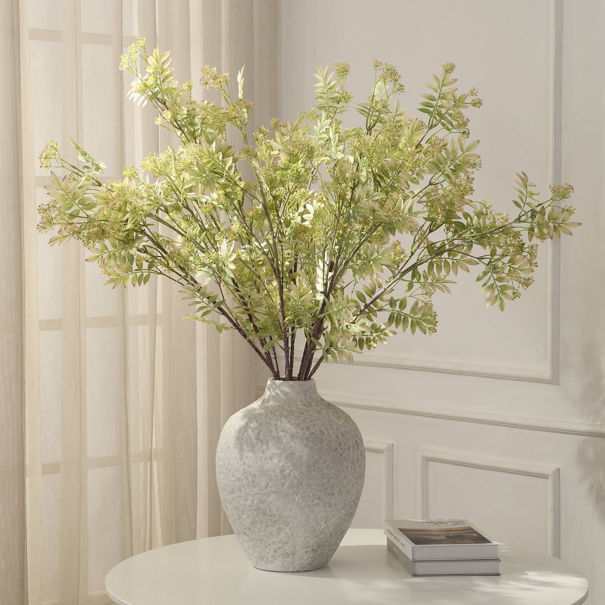 Feuillage avec fleurs artificielles H110 LES ESSENTIELS blanc, SIA